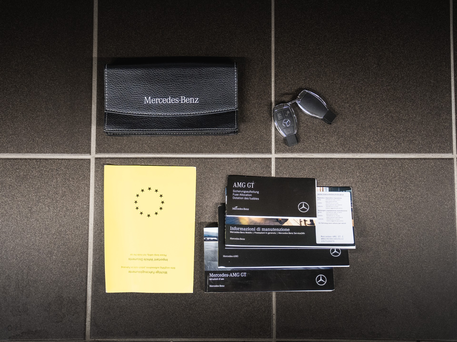 MERCEDES-BENZ AMG GT C Speedshift DCT-image-15