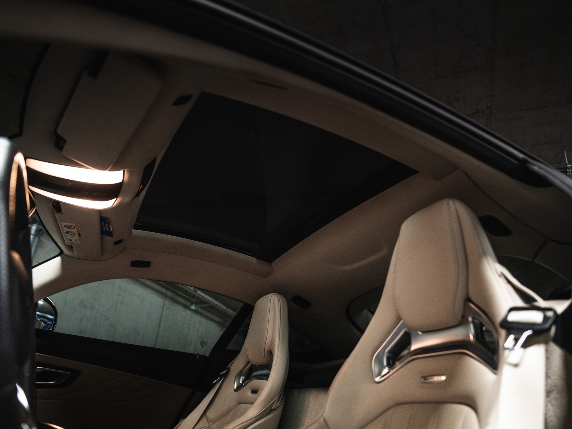 MERCEDES-BENZ AMG GT C Speedshift DCT-image-8