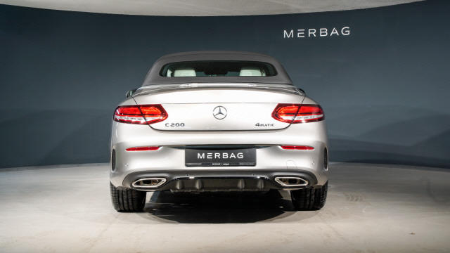 MERCEDES-BENZ C 200 AMG Line 4Matic-image-3