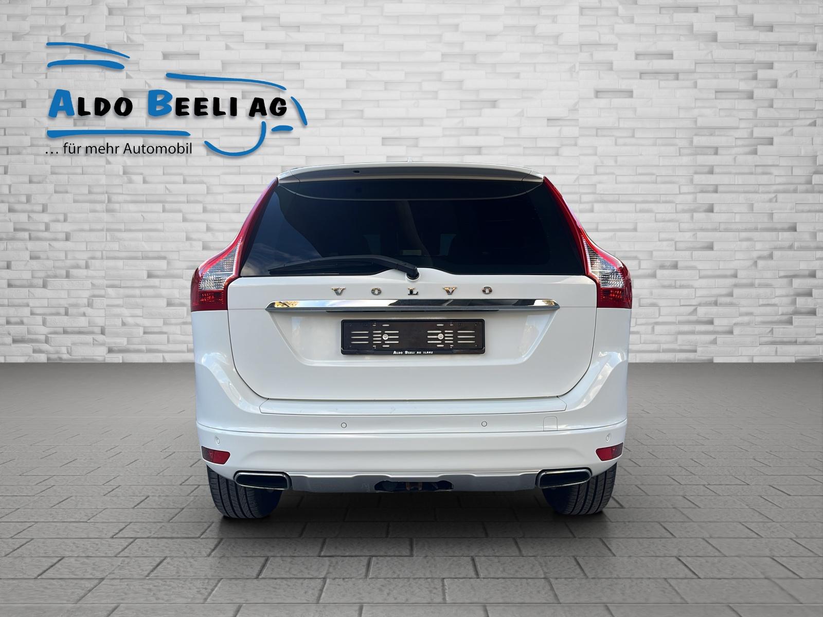 VOLVO XC60 2.4 D5 Summum AWD-image-4