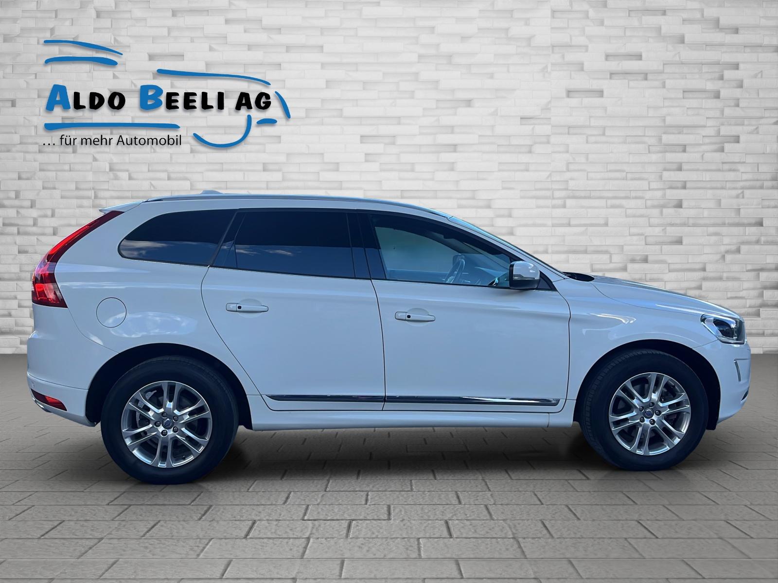 VOLVO XC60 2.4 D5 Summum AWD-image-6