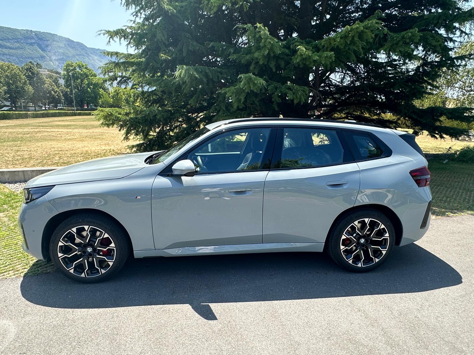 BMW 20i xDrive-image-1