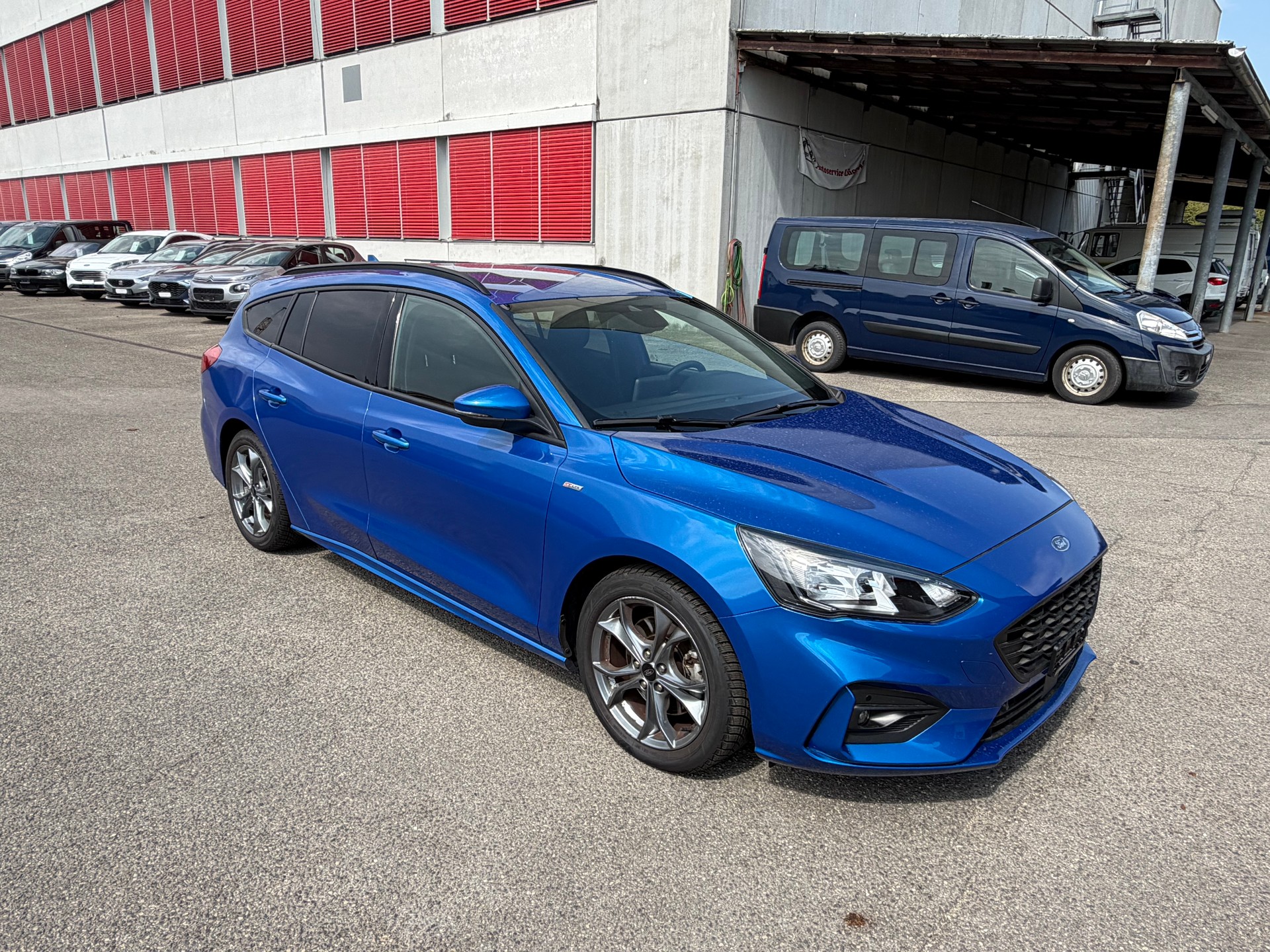 FORD Focus 1.0 SCTi ST Line-image-3