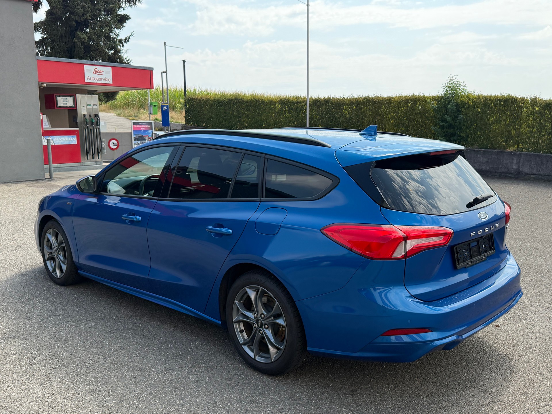 FORD Focus 1.0 SCTi ST Line-image-2