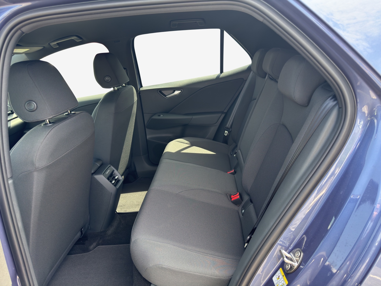 VW ID.3 Neo 50 kWh 170PS Life-image-11