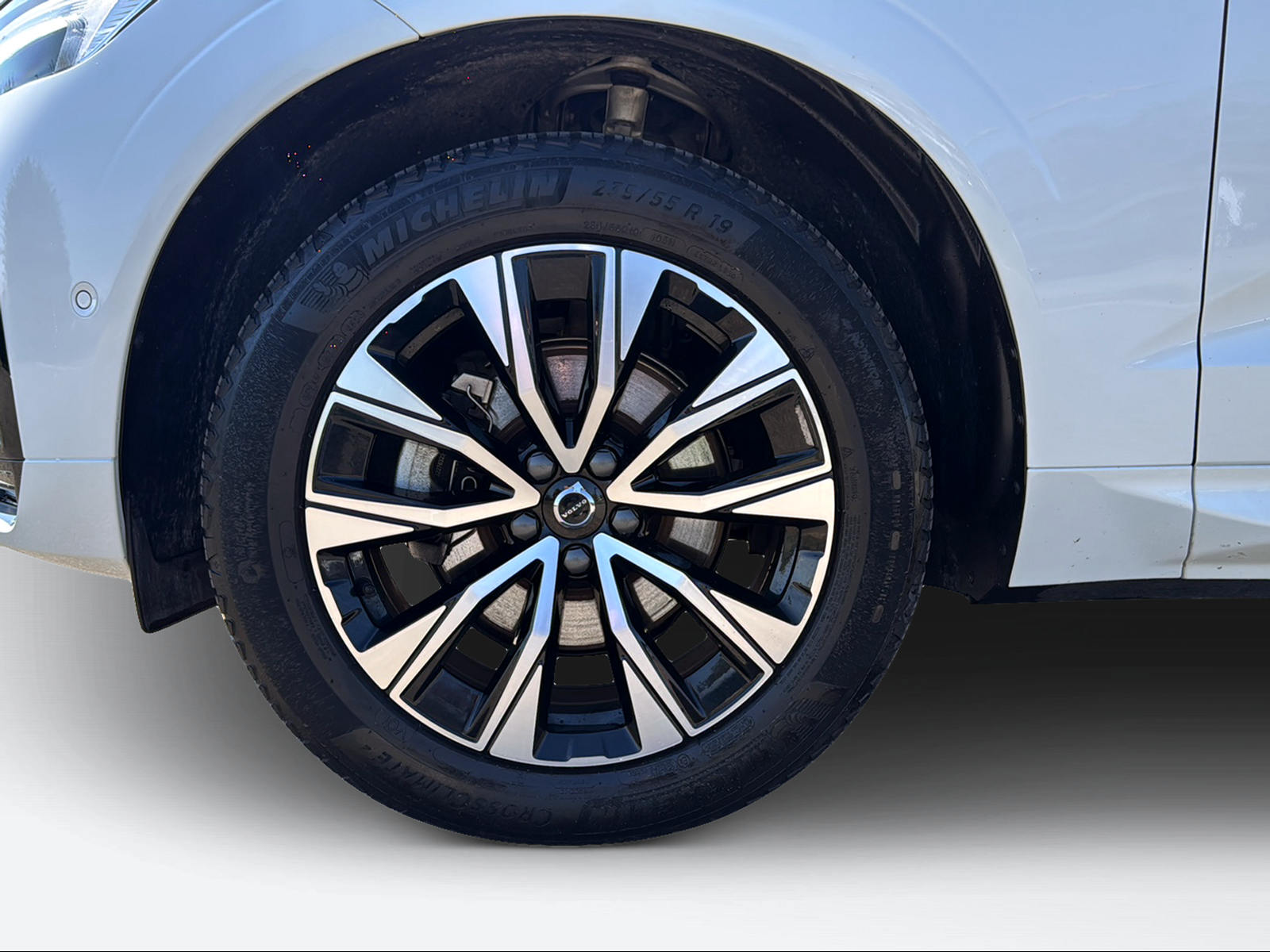 VOLVO XC60 2.0 B5 MH Plus Dark AWD-image-8