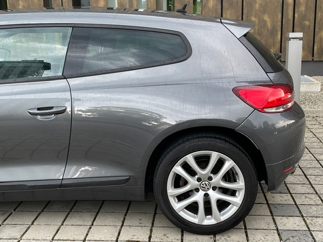 VW Scirocco 1.4 TSI BlueMotion Technology Team-image-9