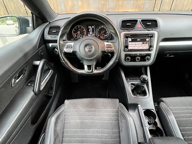 VW Scirocco 1.4 TSI BlueMotion Technology Team-image-19