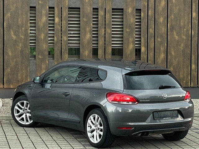 VW Scirocco 1.4 TSI BlueMotion Technology Team-image-11