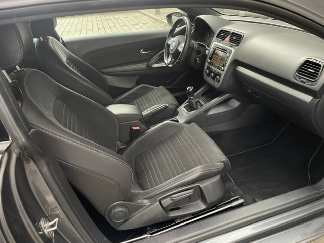 VW Scirocco 1.4 TSI BlueMotion Technology Team-image-24