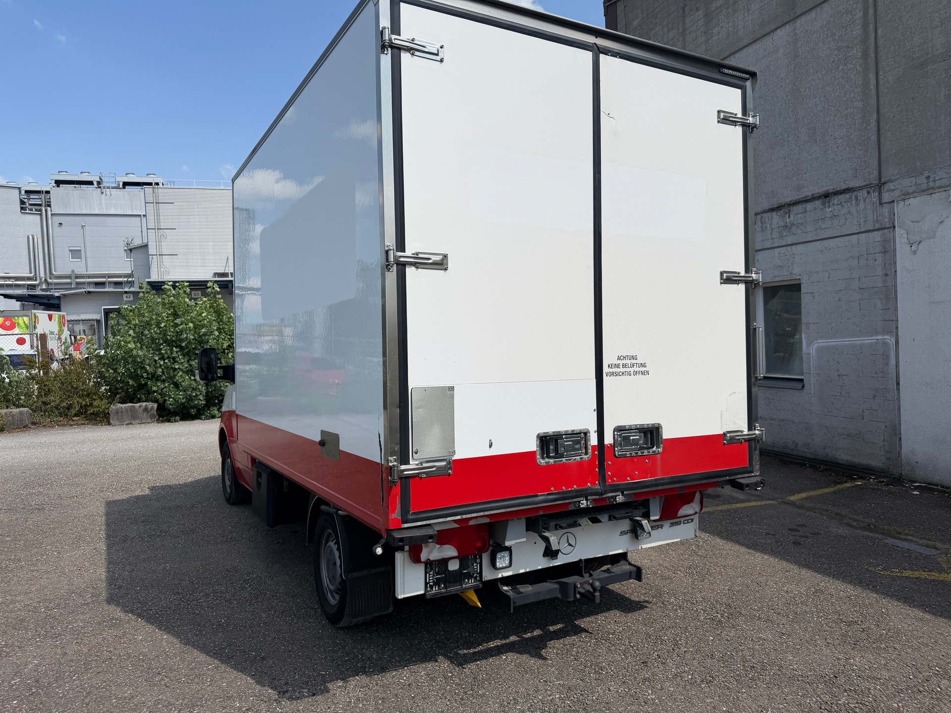 MERCEDES-BENZ Sprinter 319 CDI Standard 9G-TRONIC-image-1