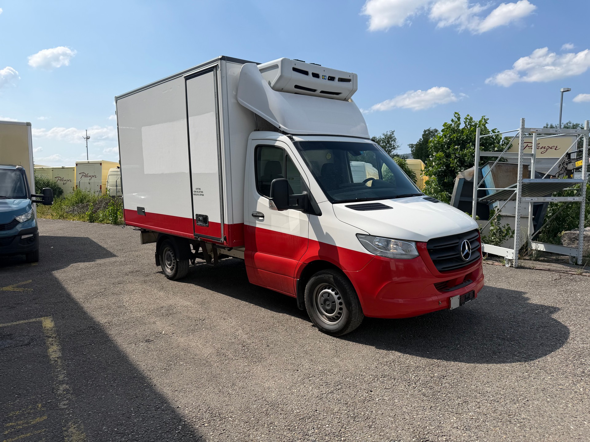 MERCEDES-BENZ Sprinter 319 CDI Standard 9G-TRONIC-image-0