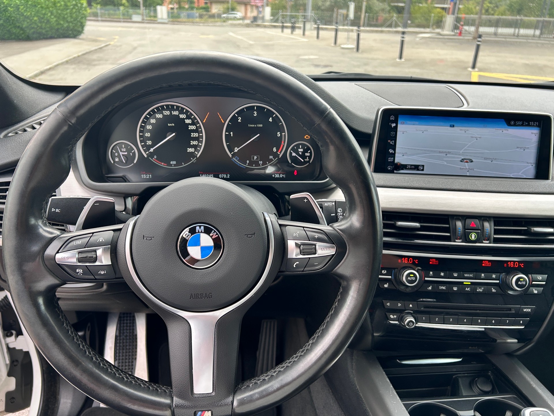 BMW X5 xDrive 40d Steptronic-image-11