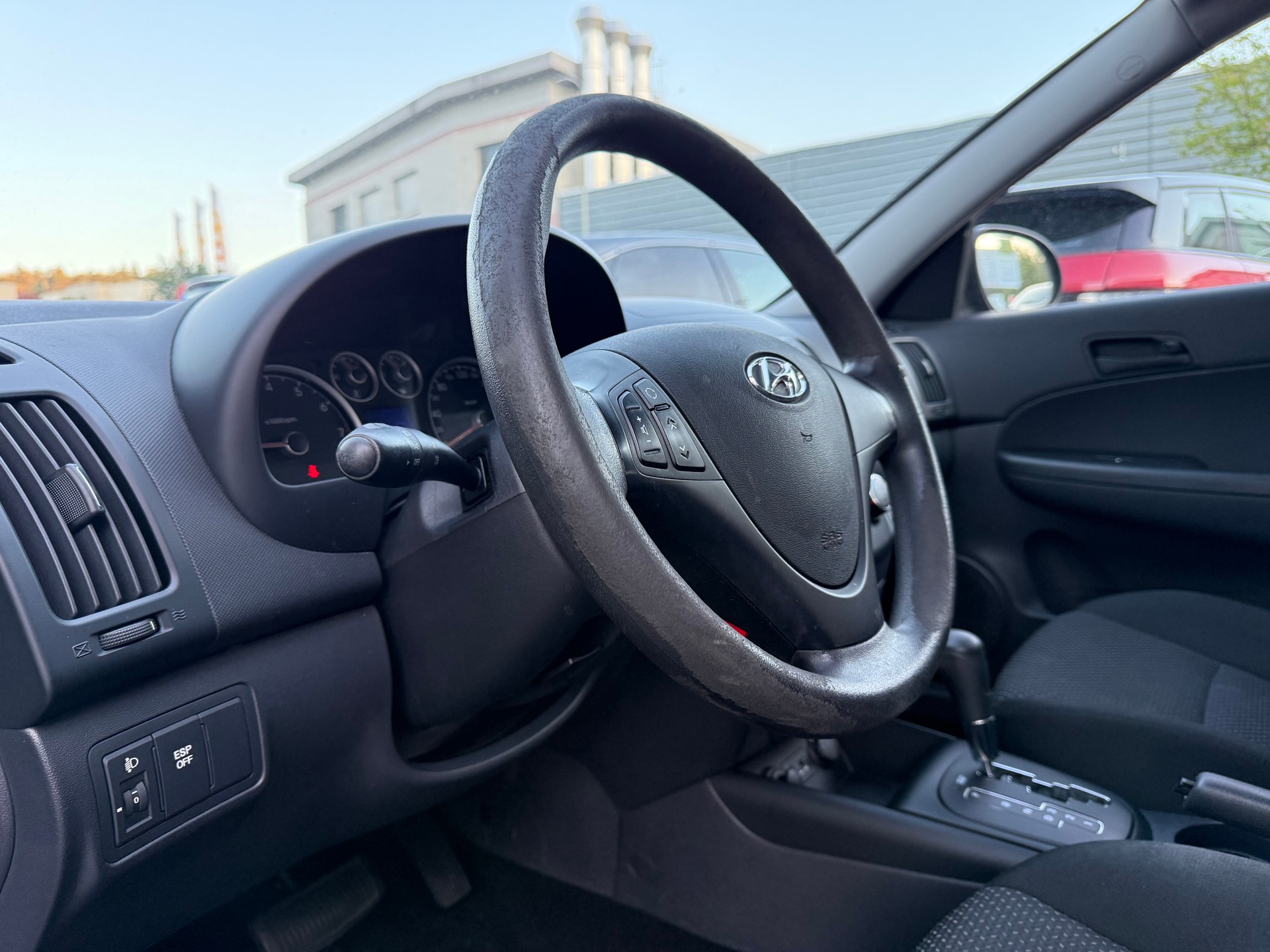 HYUNDAI i30 1.6 Style Automatic-image-8