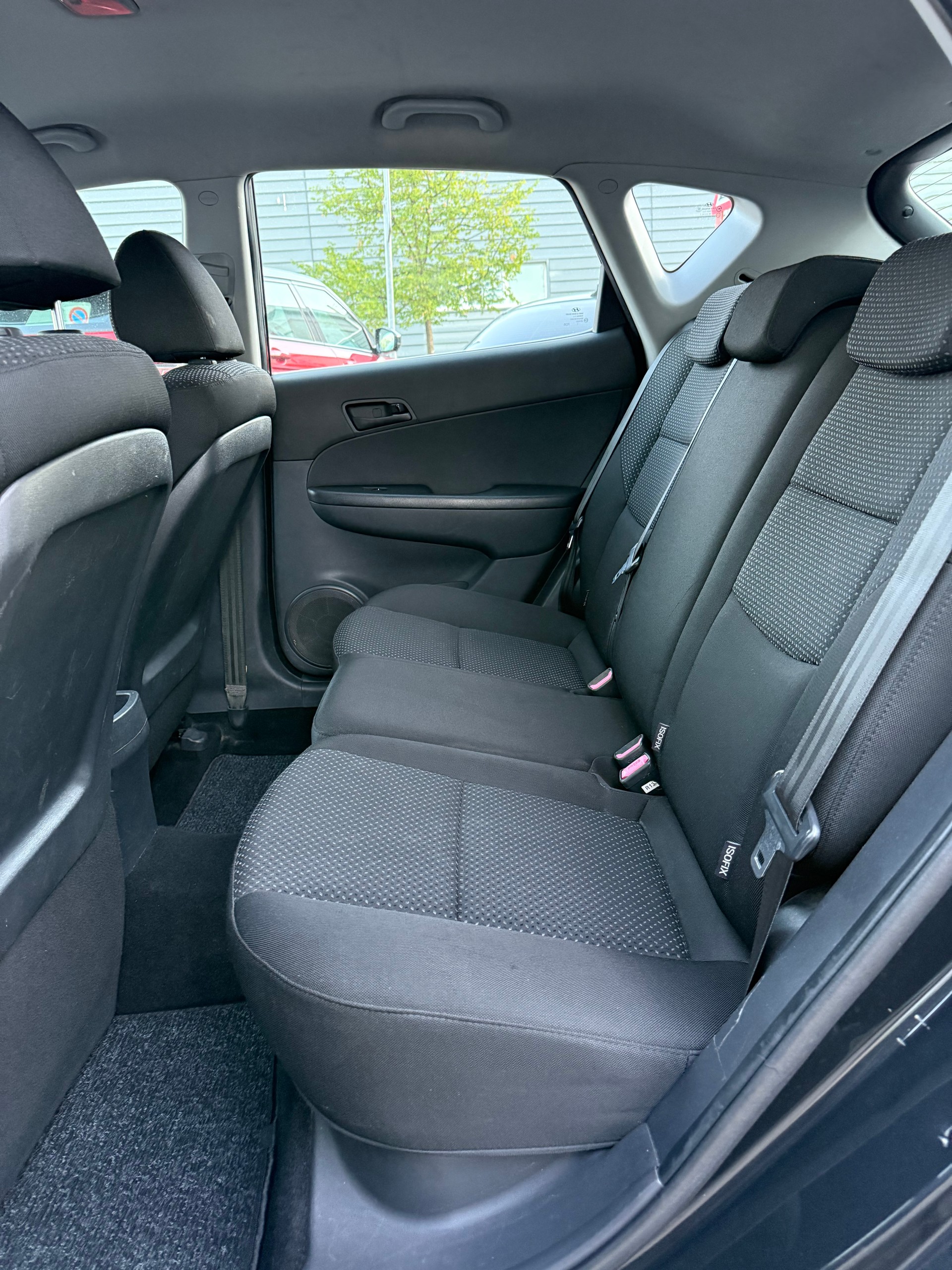 HYUNDAI i30 1.6 Style Automatic-image-6