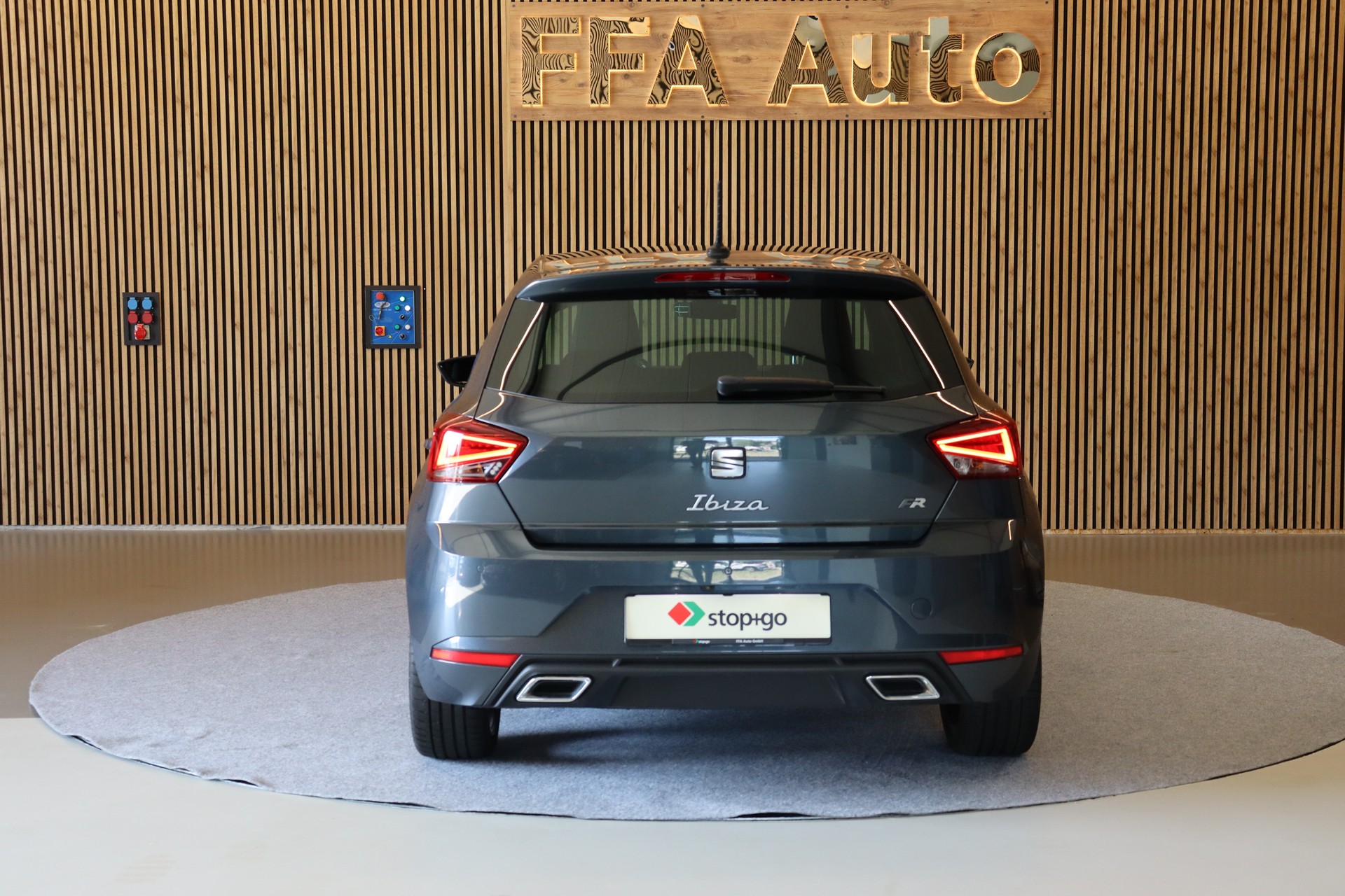 SEAT Ibiza 1.0 TSI 110 FR DSG-image-6