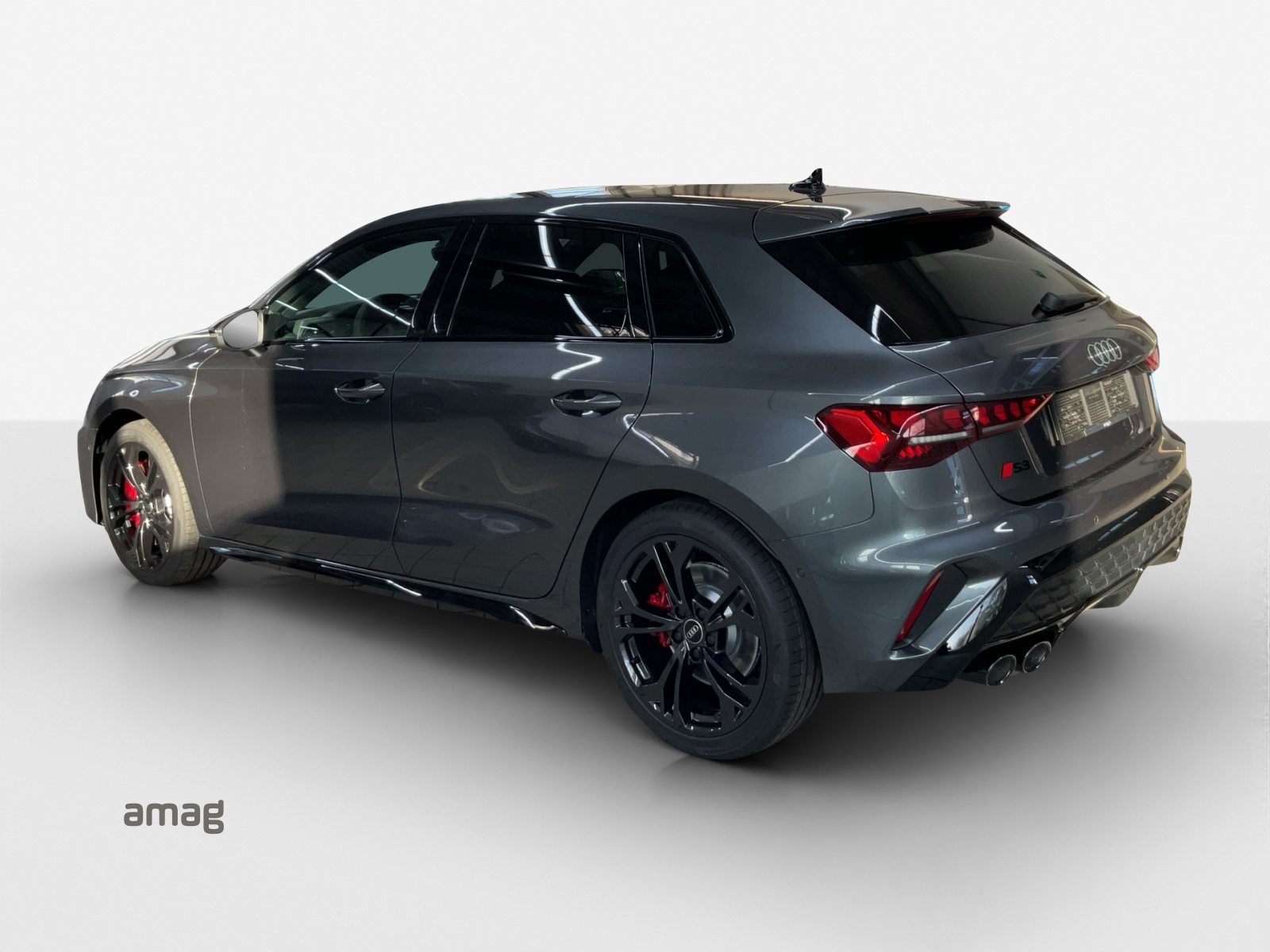 AUDI S3 Sportback TFSI quattro S-tronic-image-2
