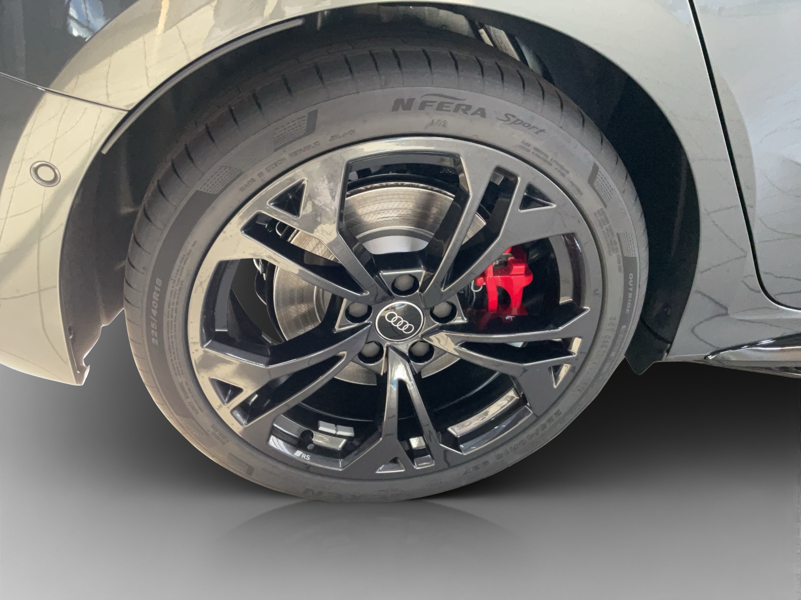 AUDI S3 Sportback TFSI quattro S-tronic-image-13