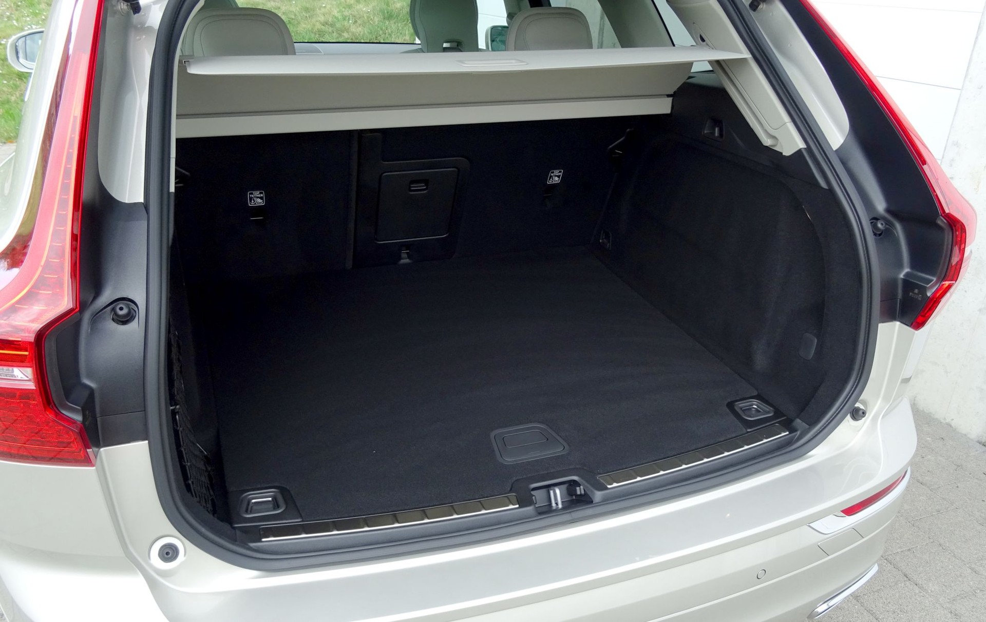 VOLVO 2.0 B5 MH Inscription AWD-image-5