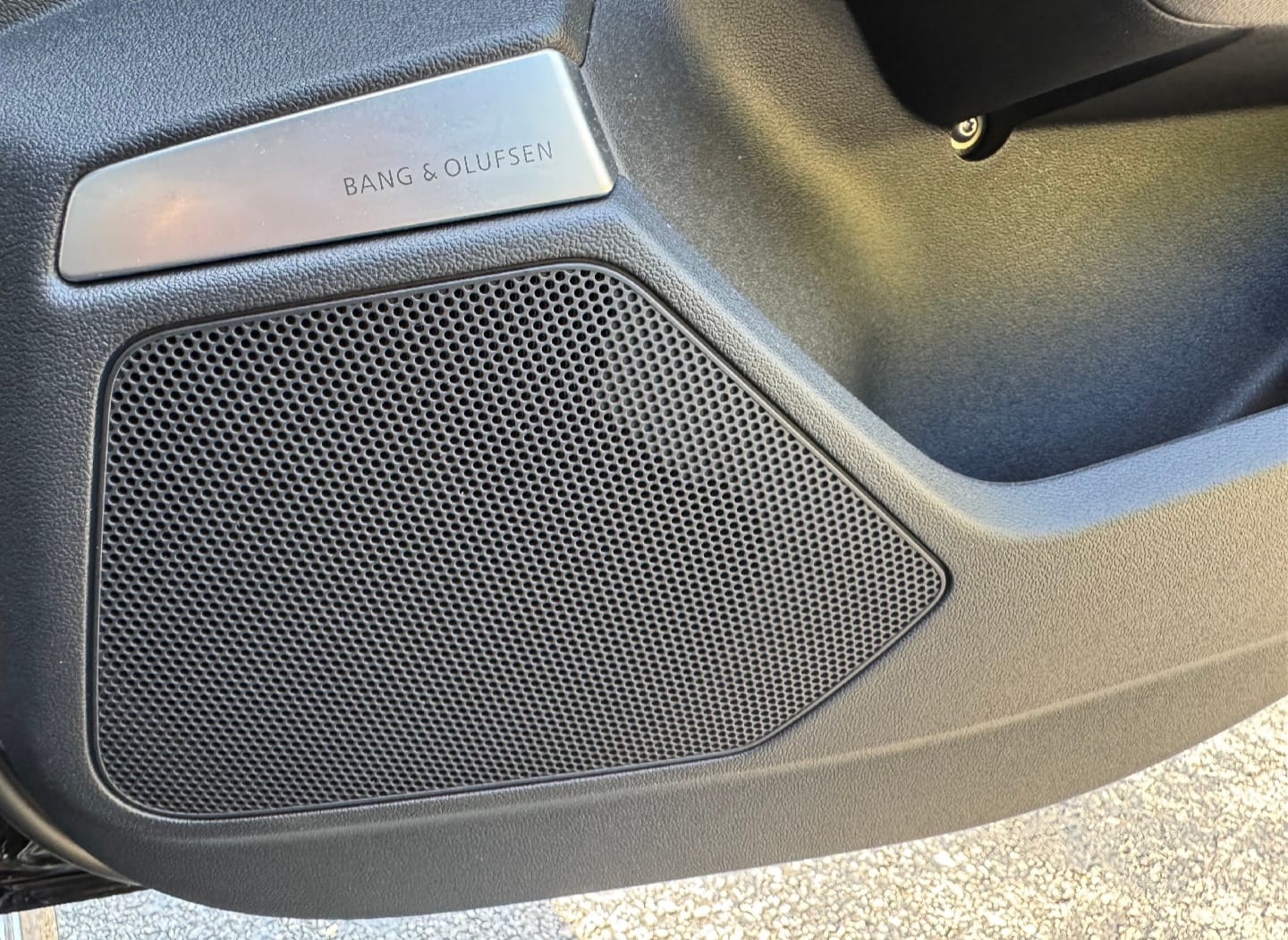 AUDI 2.0 TFSI quattro S-Tronic-image-2