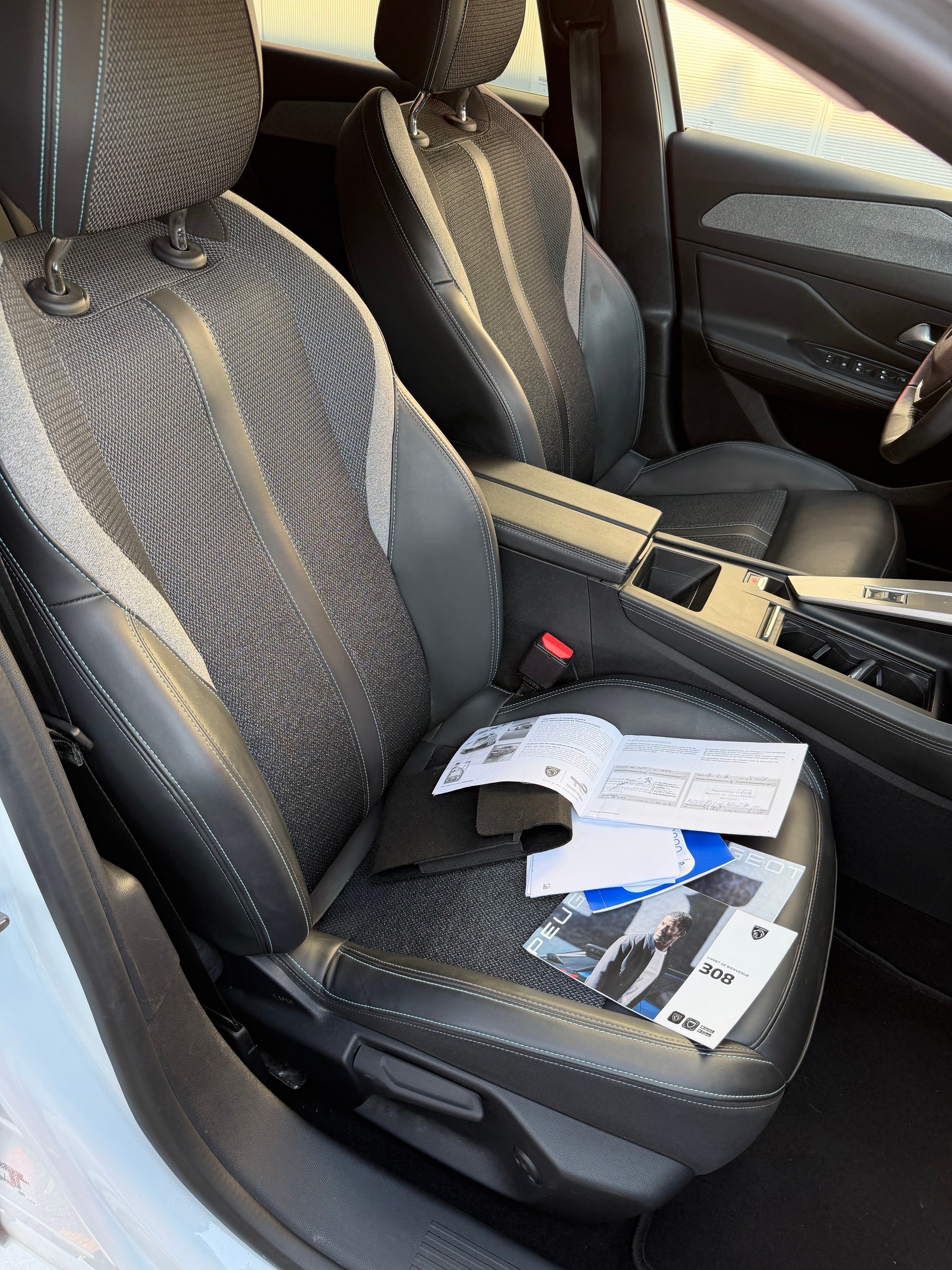 PEUGEOT 308 SW 1.5 BlueHDI Allure EAT8 Leasing Finanzierung Möglich-image-10