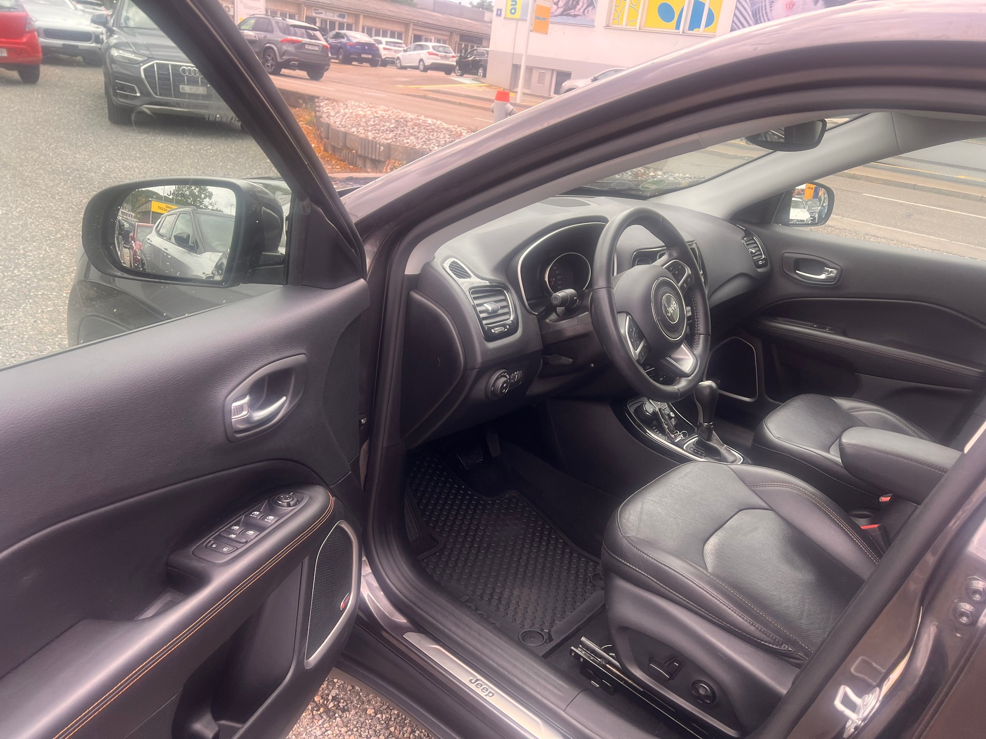 JEEP Compass 2.0CRD Limited AWD 9ATX-image-8