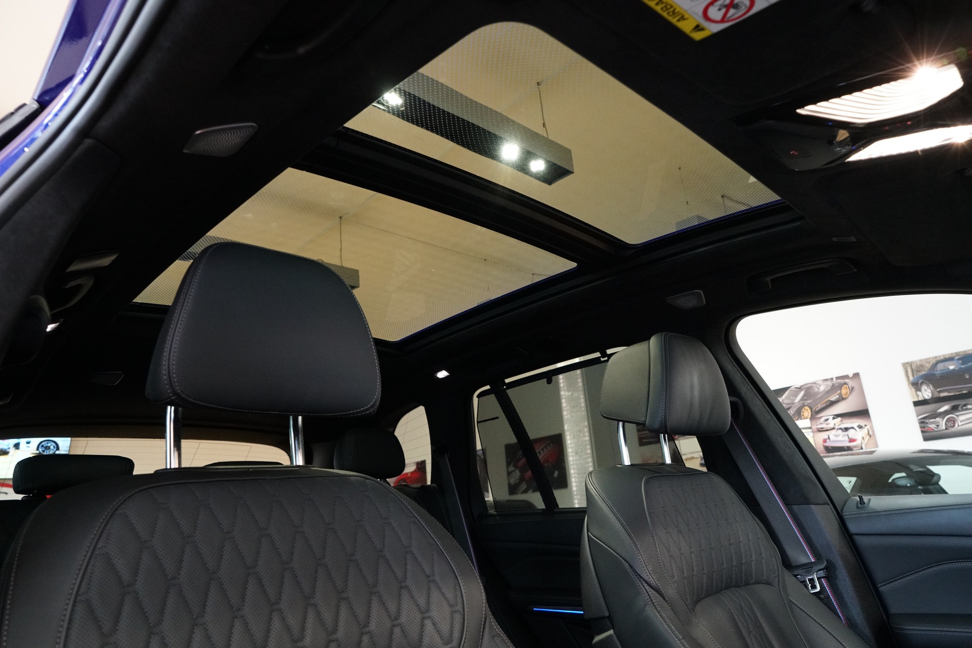 BMW X5 xDrive M50i Steptronic-image-14