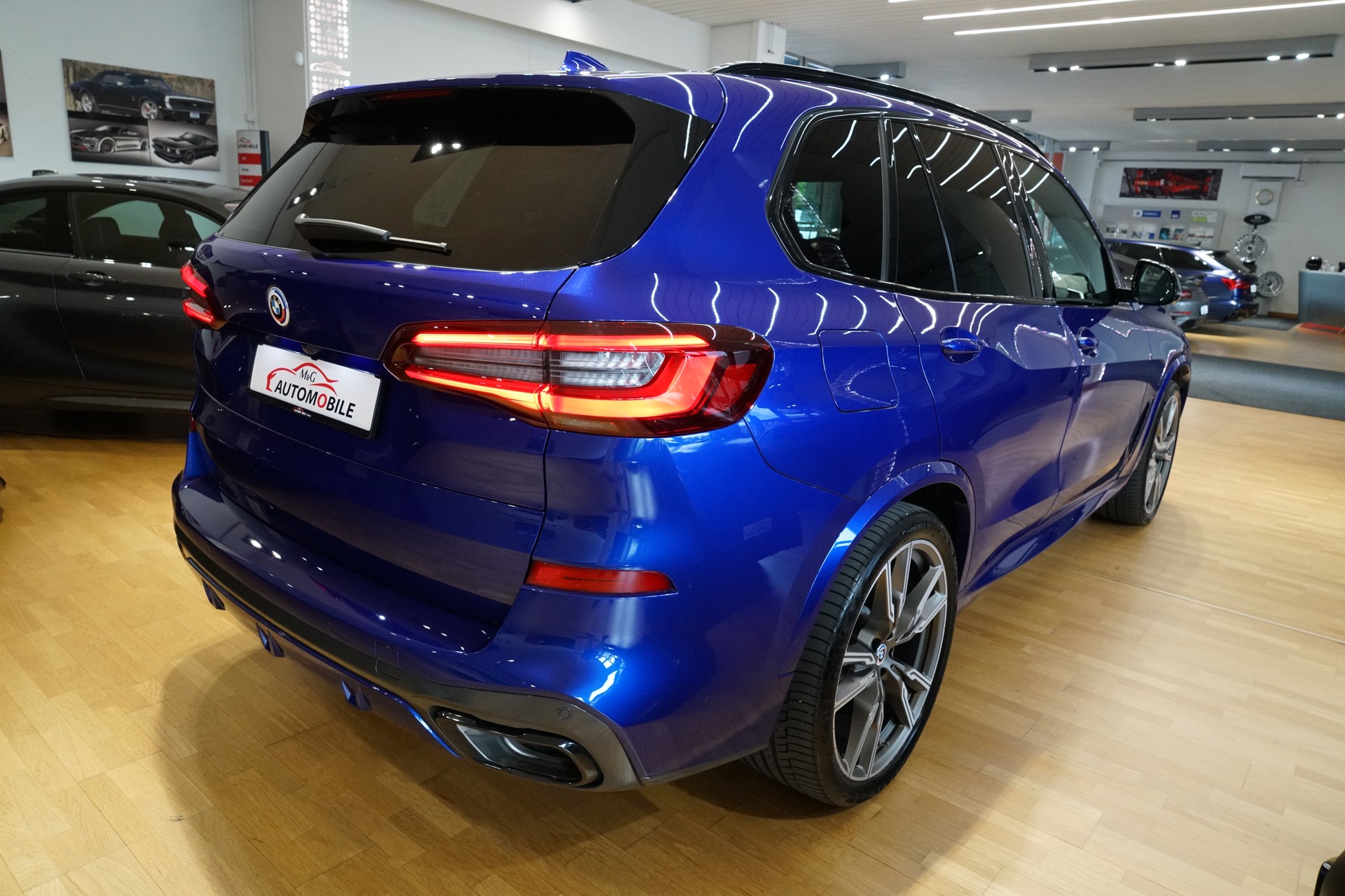 BMW X5 xDrive M50i Steptronic-image-7