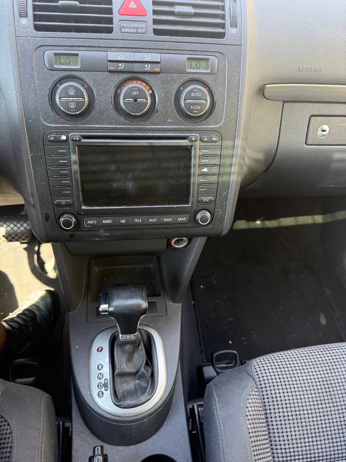 VW Touran 2.0 TDI Trendline-image-7