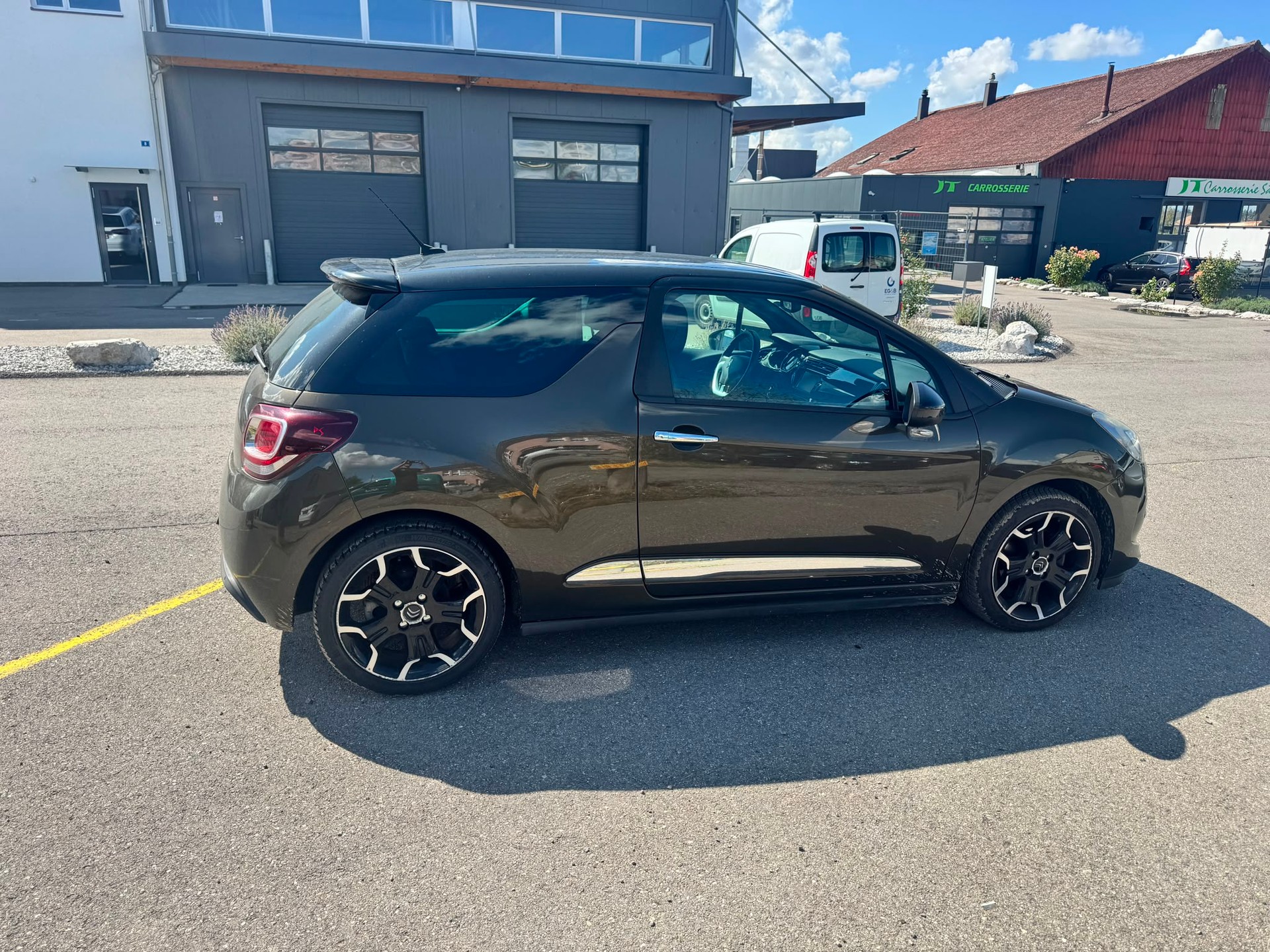 DS AUTOMOBILES DS3 1.6 THP Sport Chic-image-4