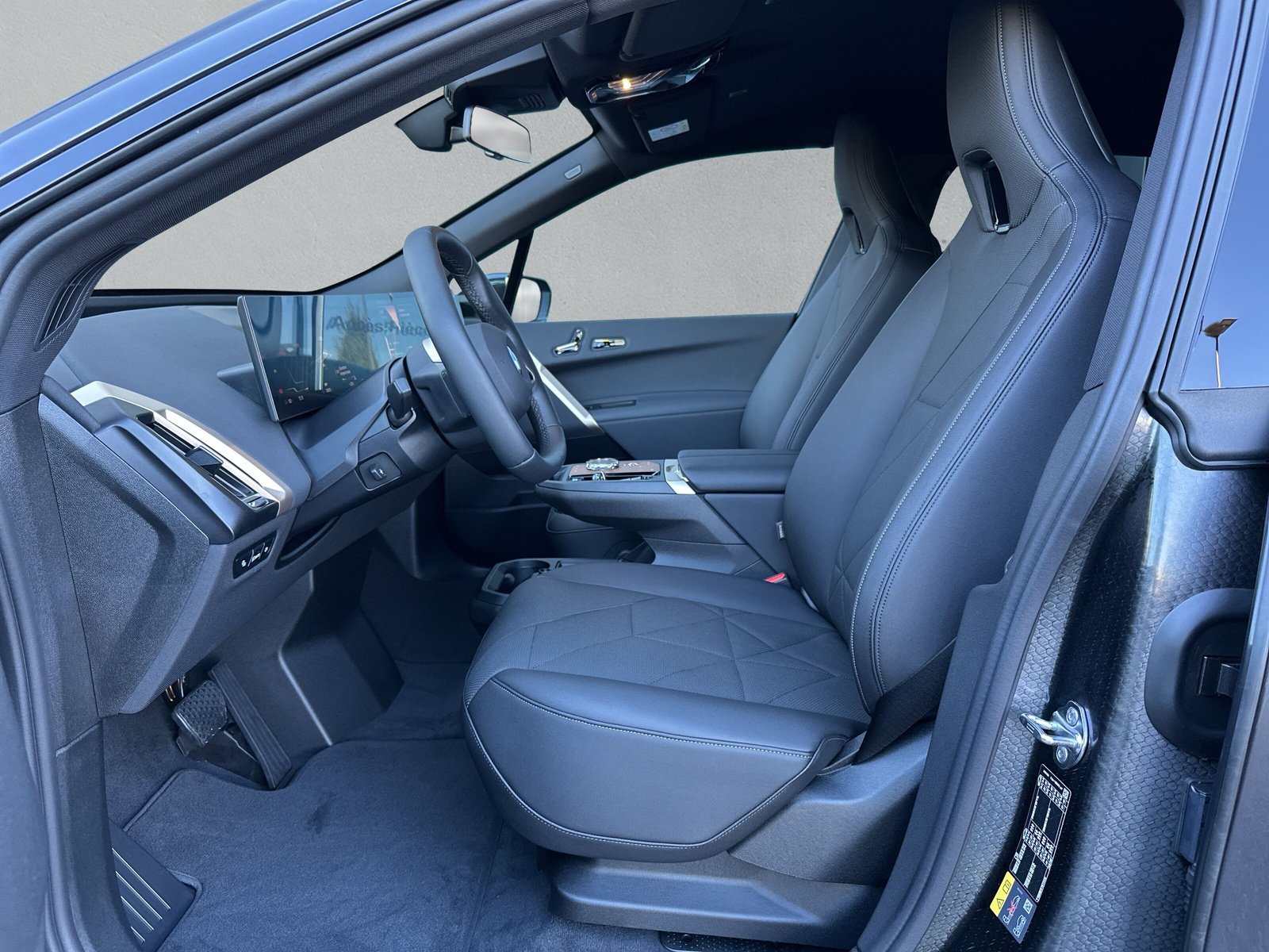 BMW iX xDrive60 M Sport Pro**Action de leasing à 0.0%**-image-11
