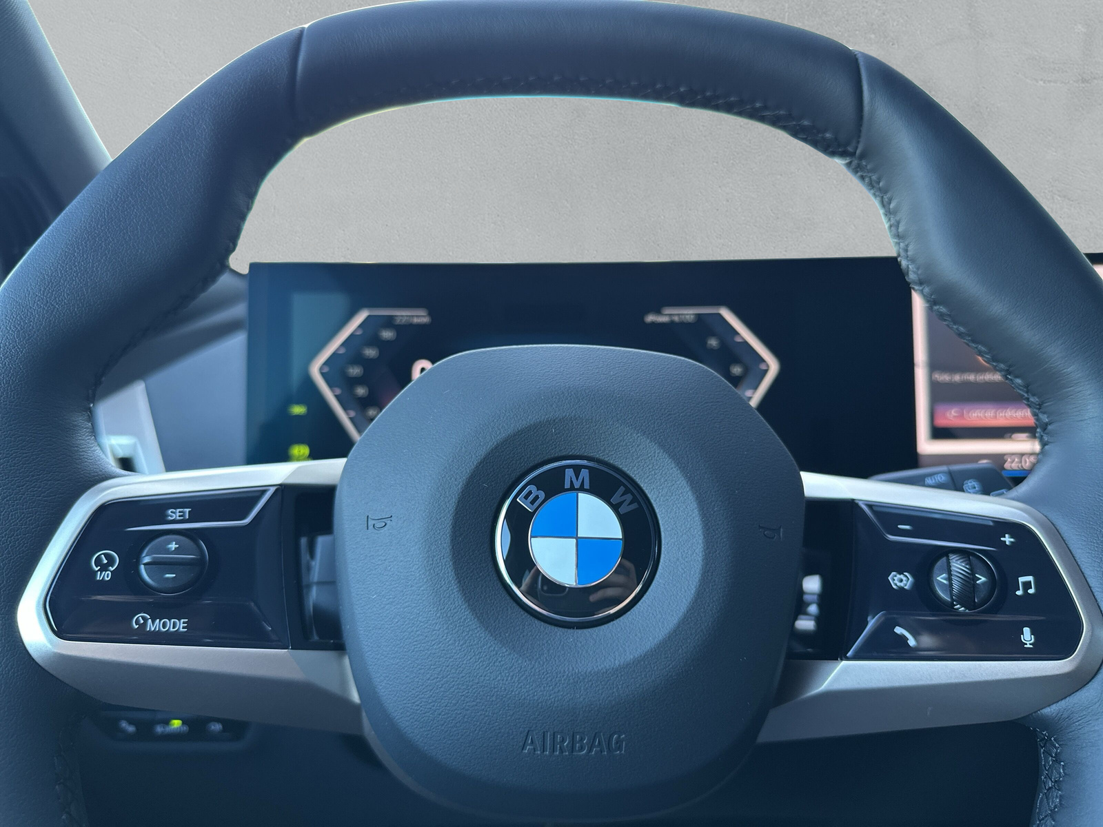 BMW iX xDrive60 M Sport Pro**Action de leasing à 0.0%**-image-22