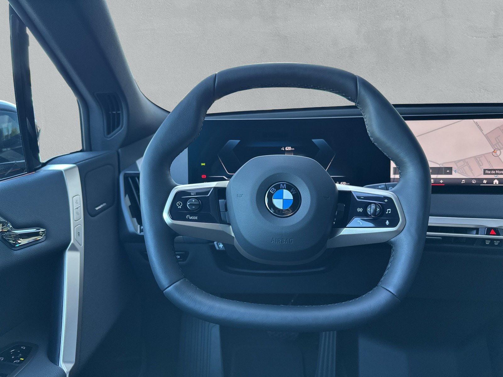 BMW iX xDrive60 M Sport Pro**Action de leasing à 0.0%**-image-20