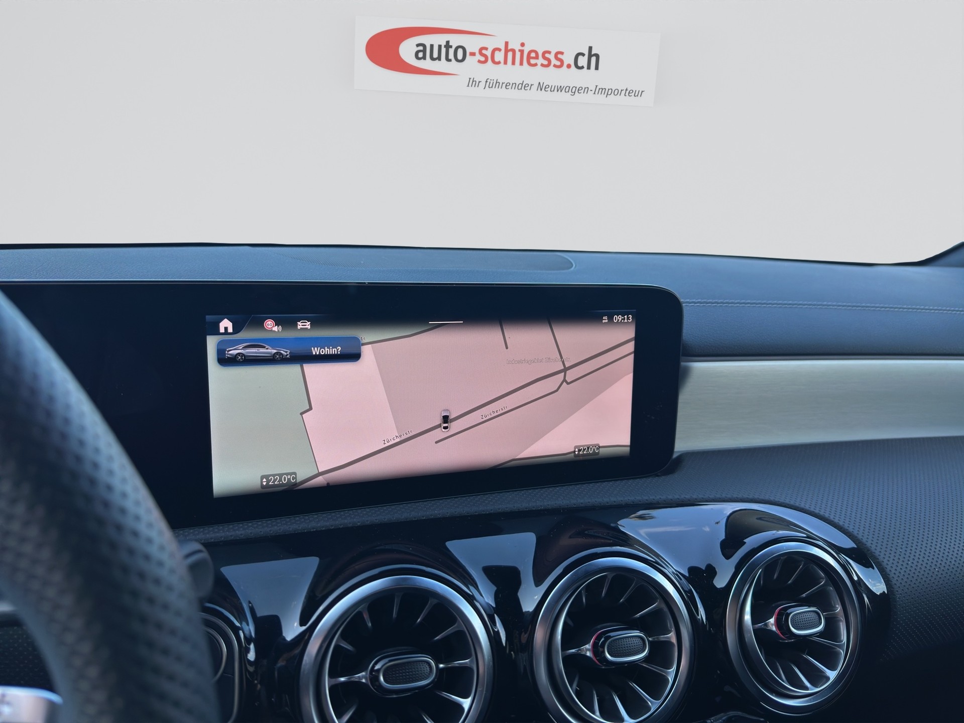 MERCEDES-BENZ CLA 200 d 8G-DCT AMG Edition-image-14