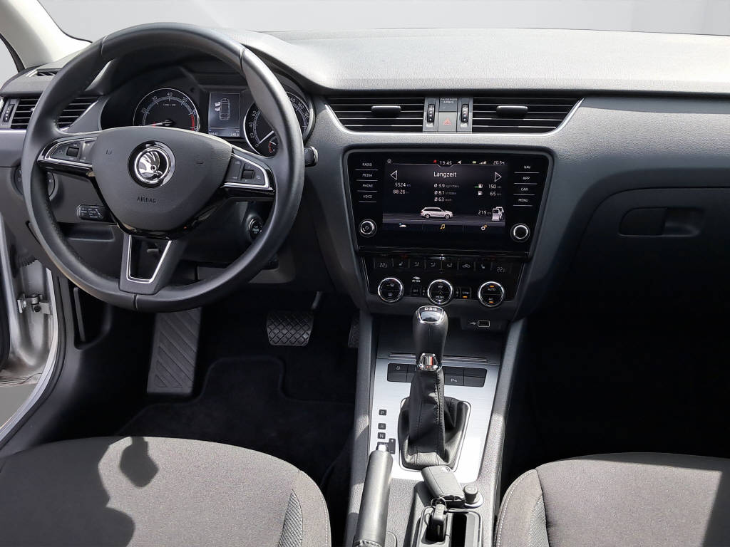 SKODA Octavia Combi 1.5 TGI G-TEC Ambition DSG-image-10