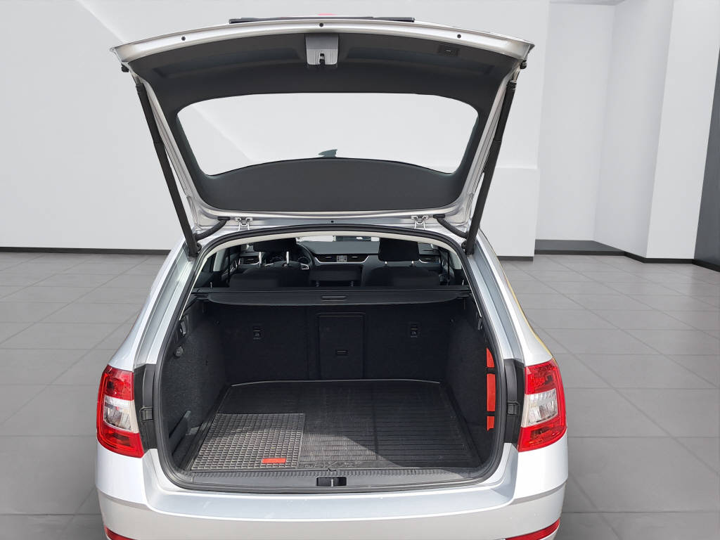 SKODA Octavia Combi 1.5 TGI G-TEC Ambition DSG-image-15