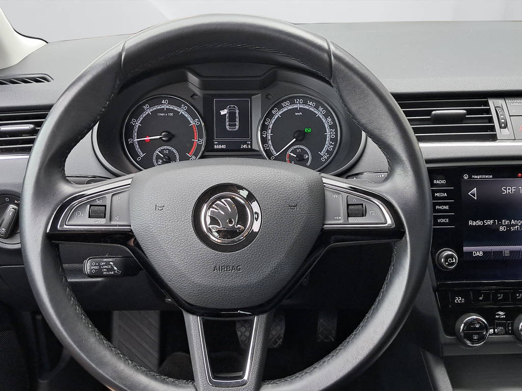 SKODA Octavia Combi 1.5 TGI G-TEC Ambition DSG-image-14