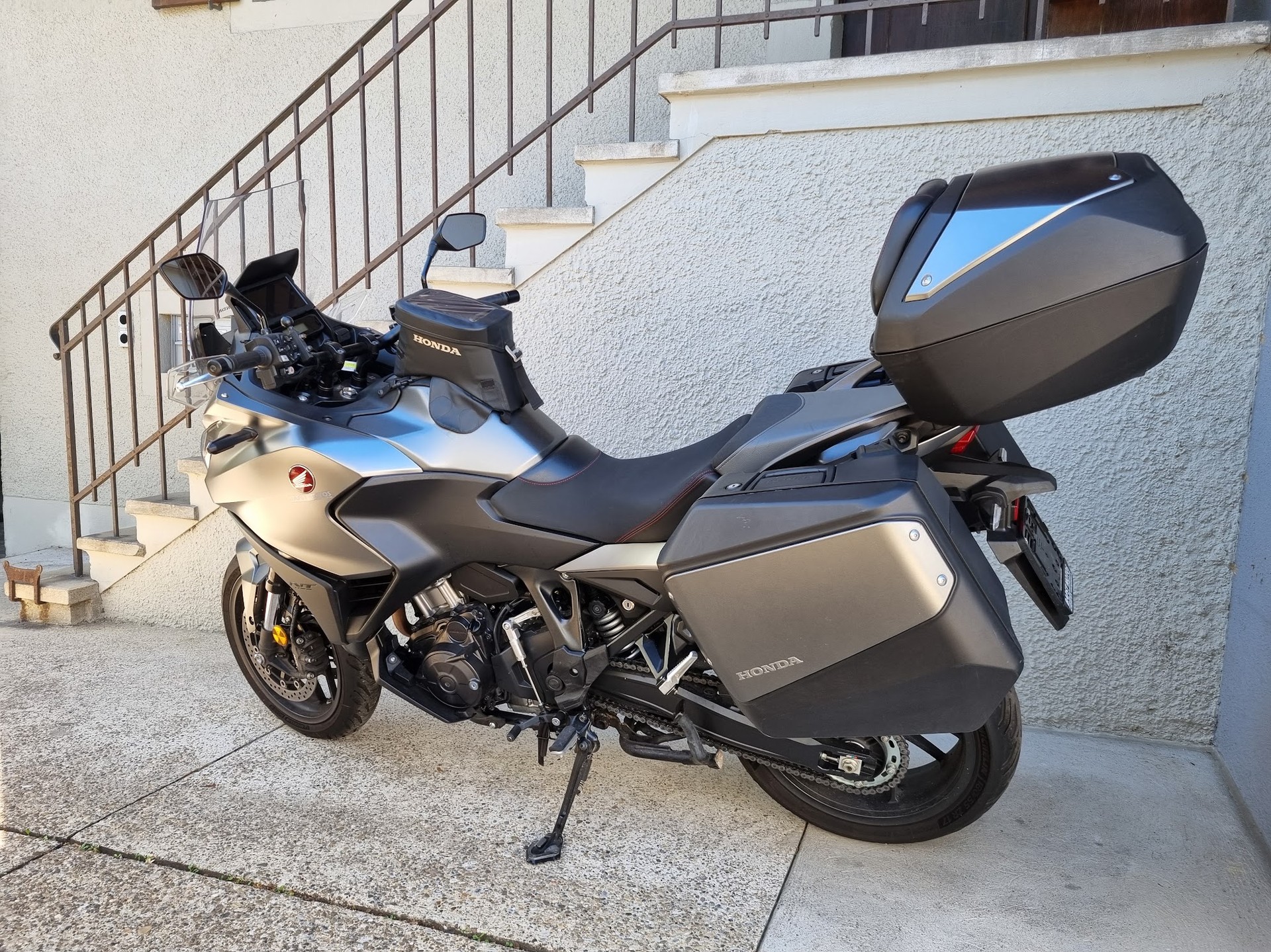 HONDA NT 1100-image-7