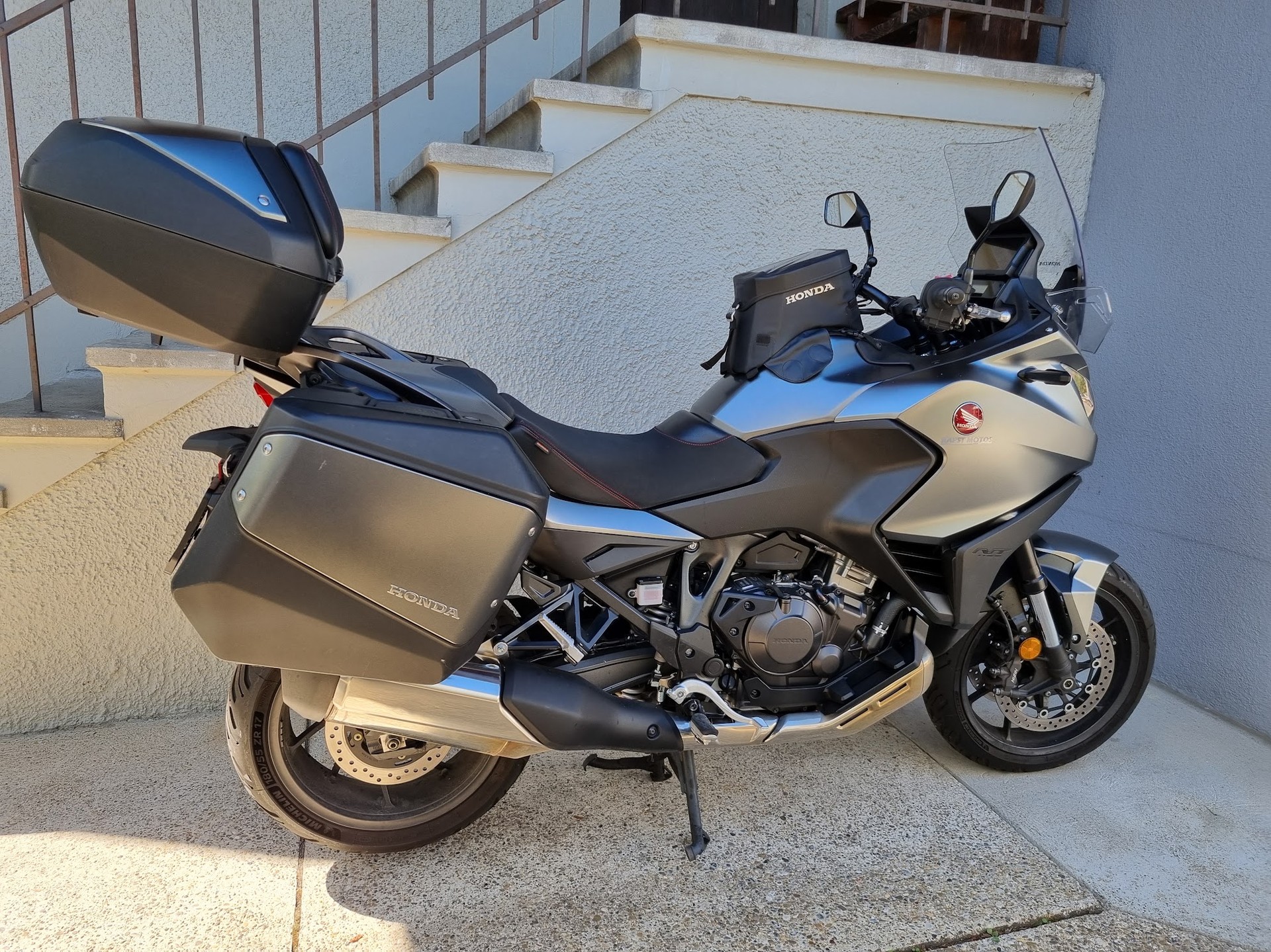HONDA NT 1100-image-4