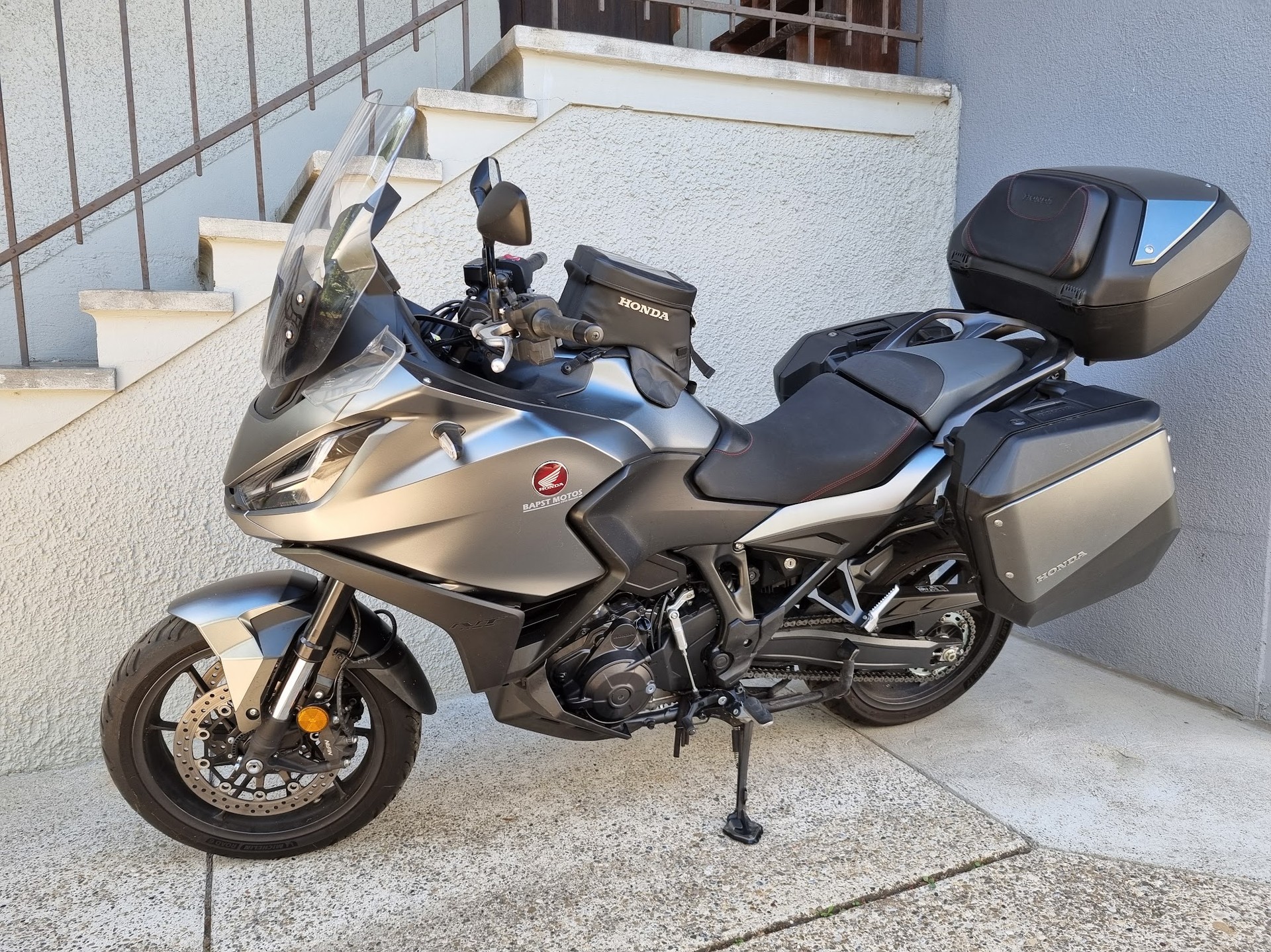 HONDA NT 1100-image-5
