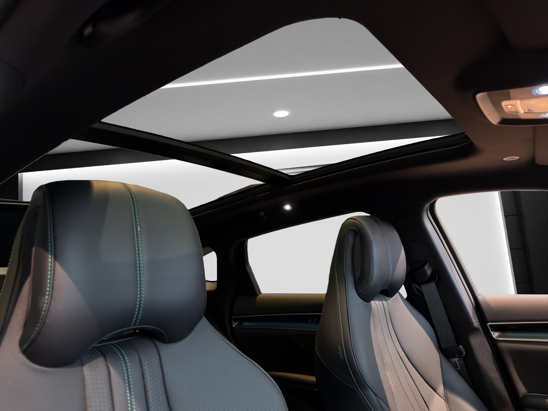 BYD Seal U DM-i Comfort-image-13