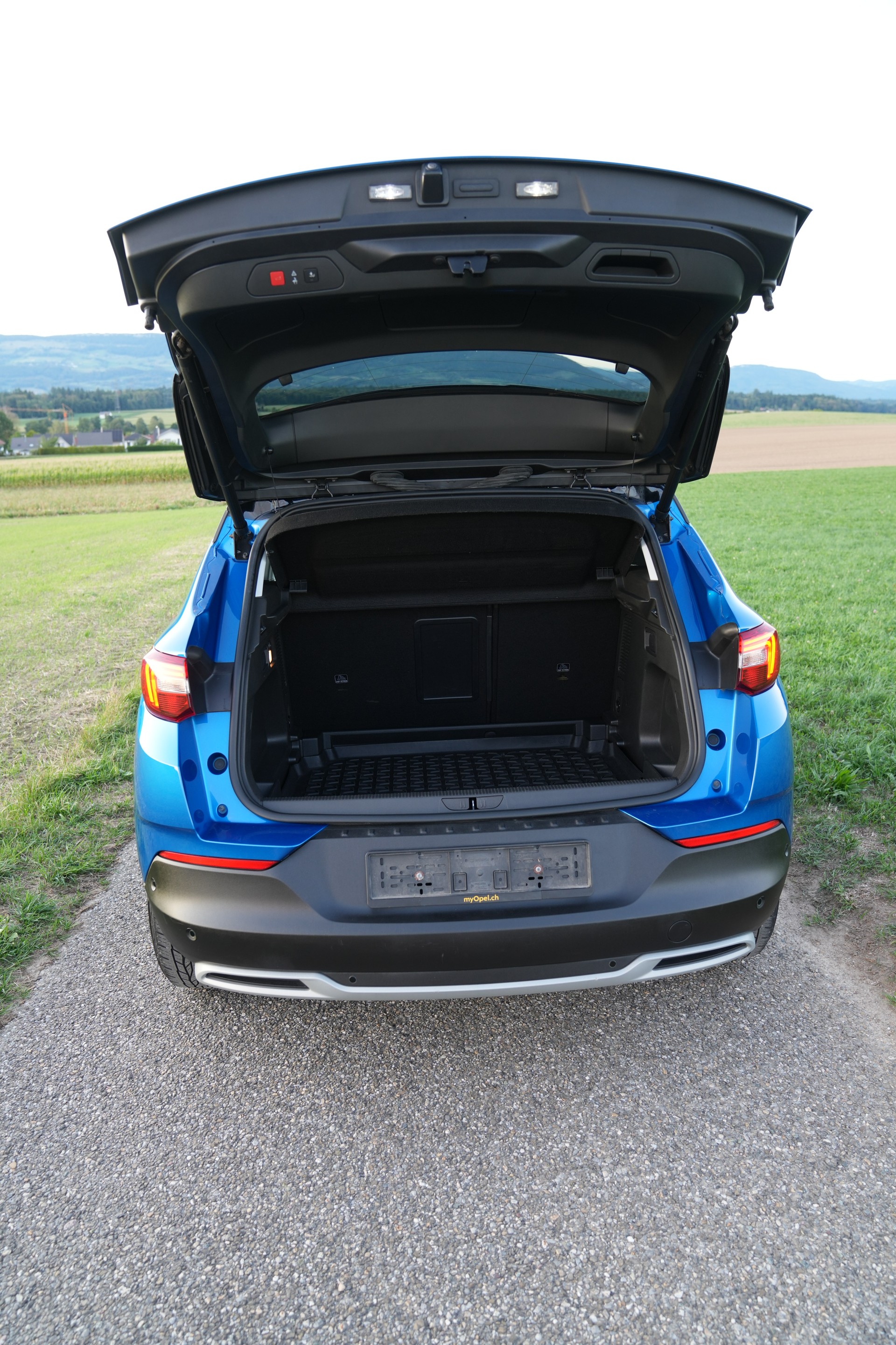 OPEL 2.0 CDTi Ultimate-image-16