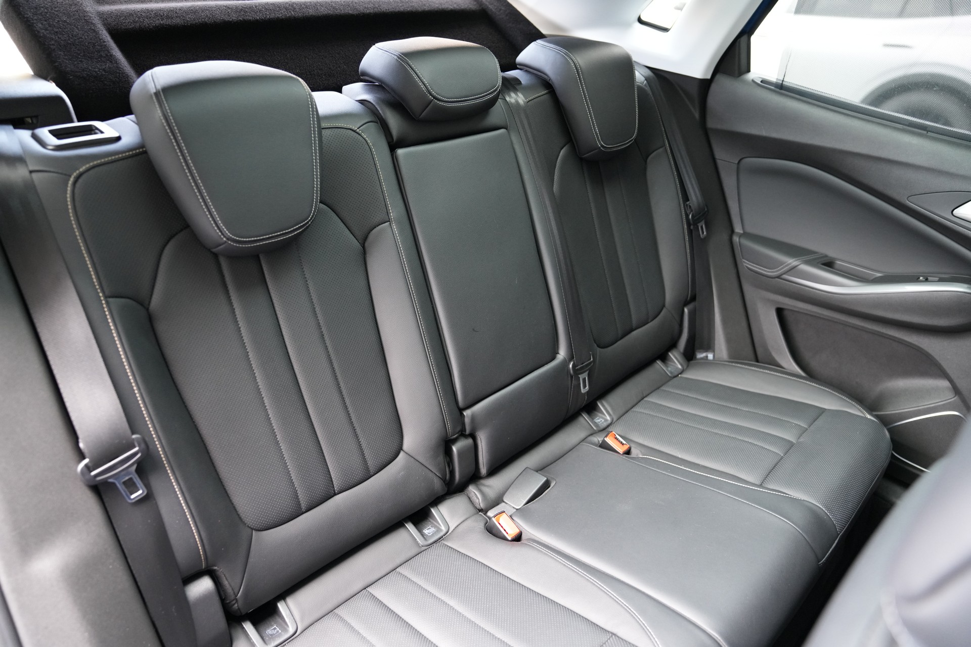 OPEL 2.0 CDTi Ultimate-image-12