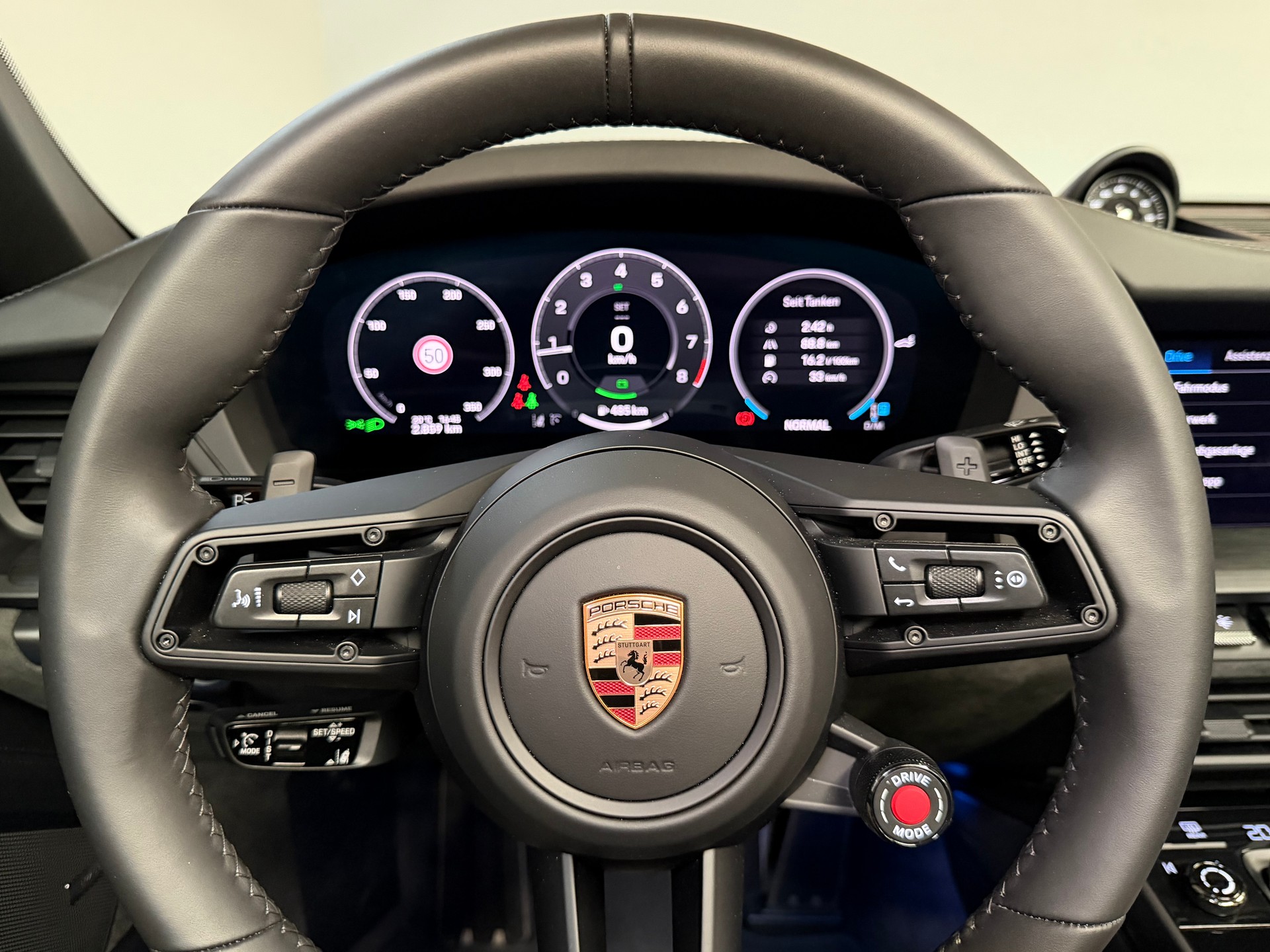PORSCHE 911 Targa 4 GTS PDK CH-image-28