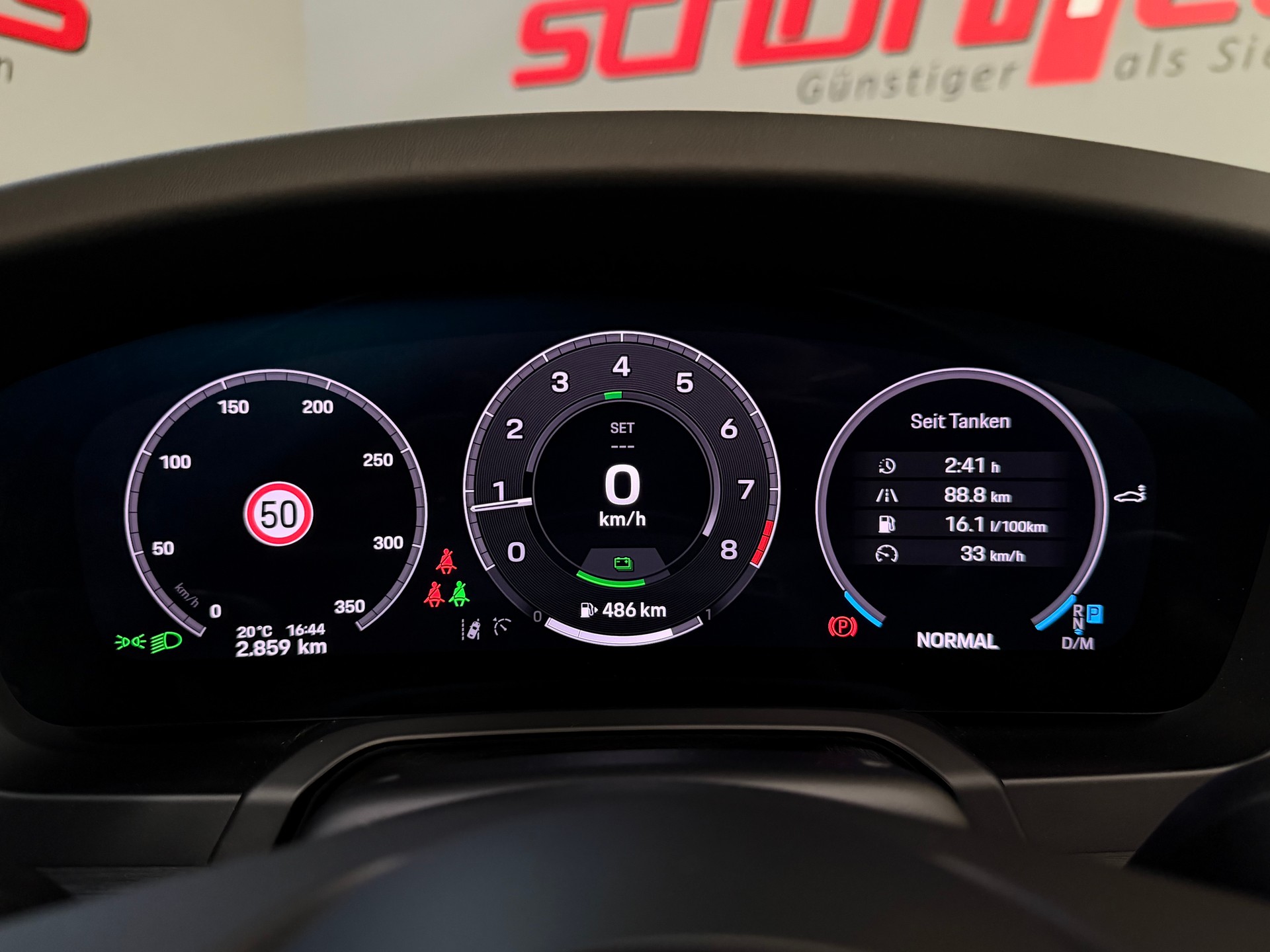 PORSCHE 911 Targa 4 GTS PDK CH-image-23