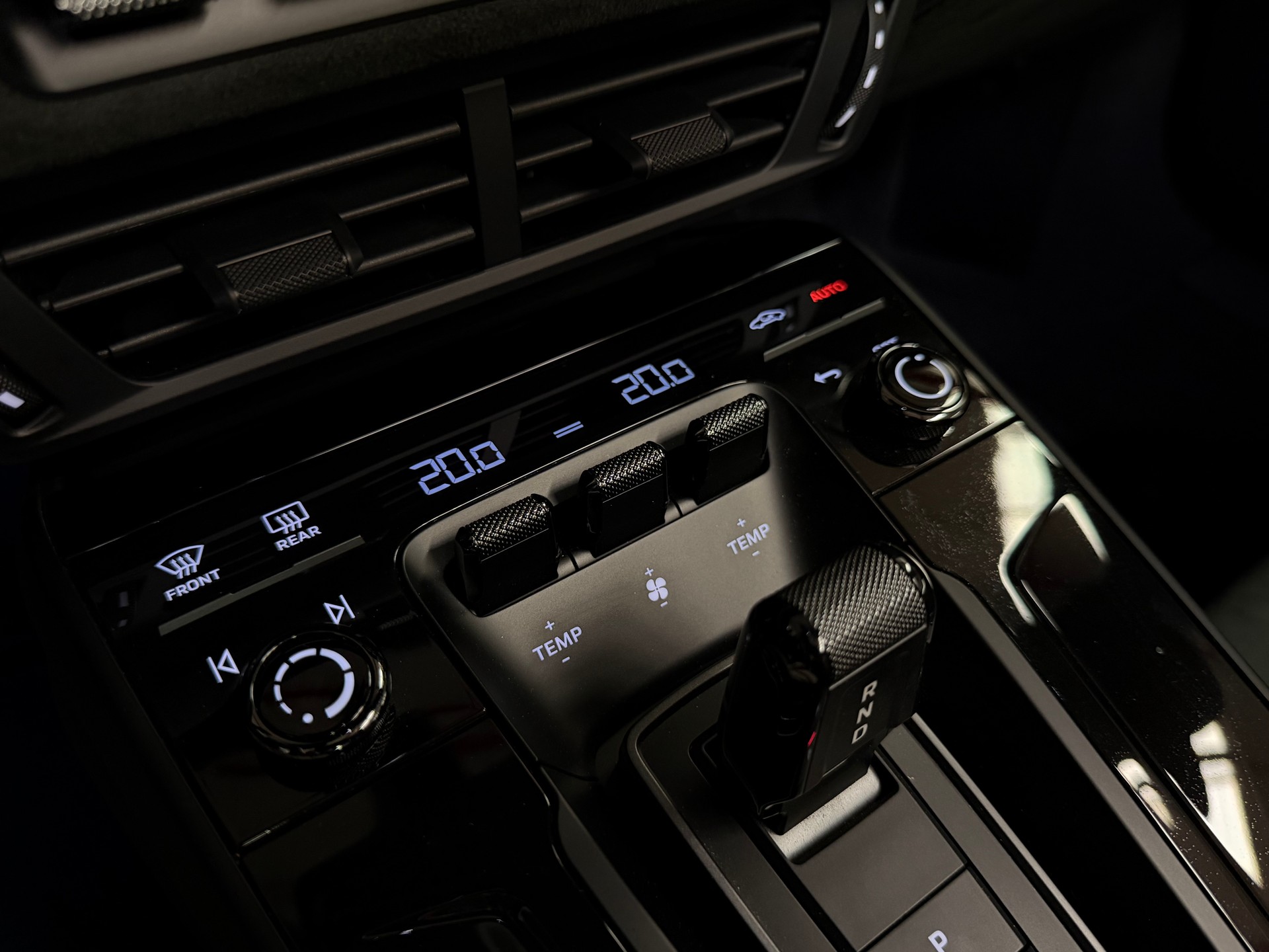 PORSCHE 911 Targa 4 GTS PDK CH-image-26