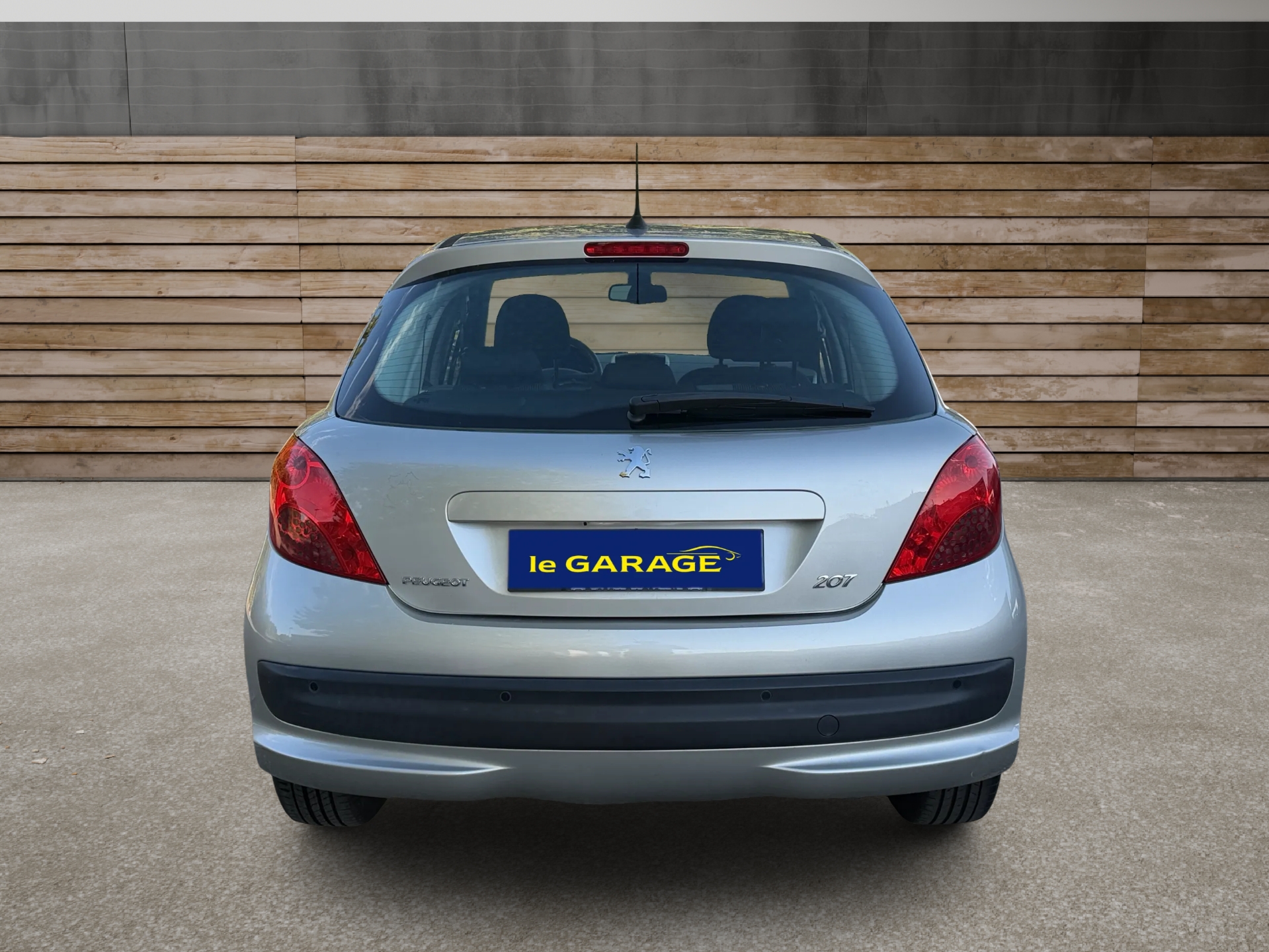 PEUGEOT 207 1.6 16V XS Automatic-image-3