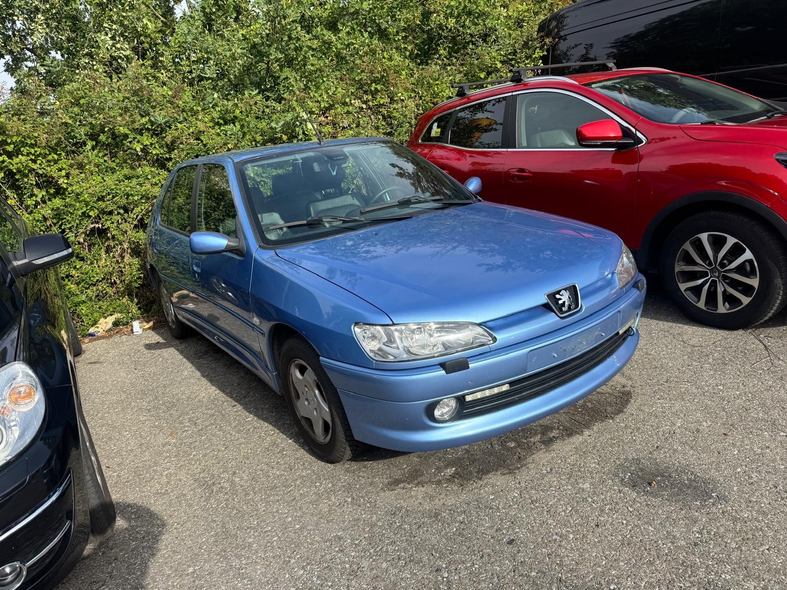 PEUGEOT 306 1.8 16V XT-image-1