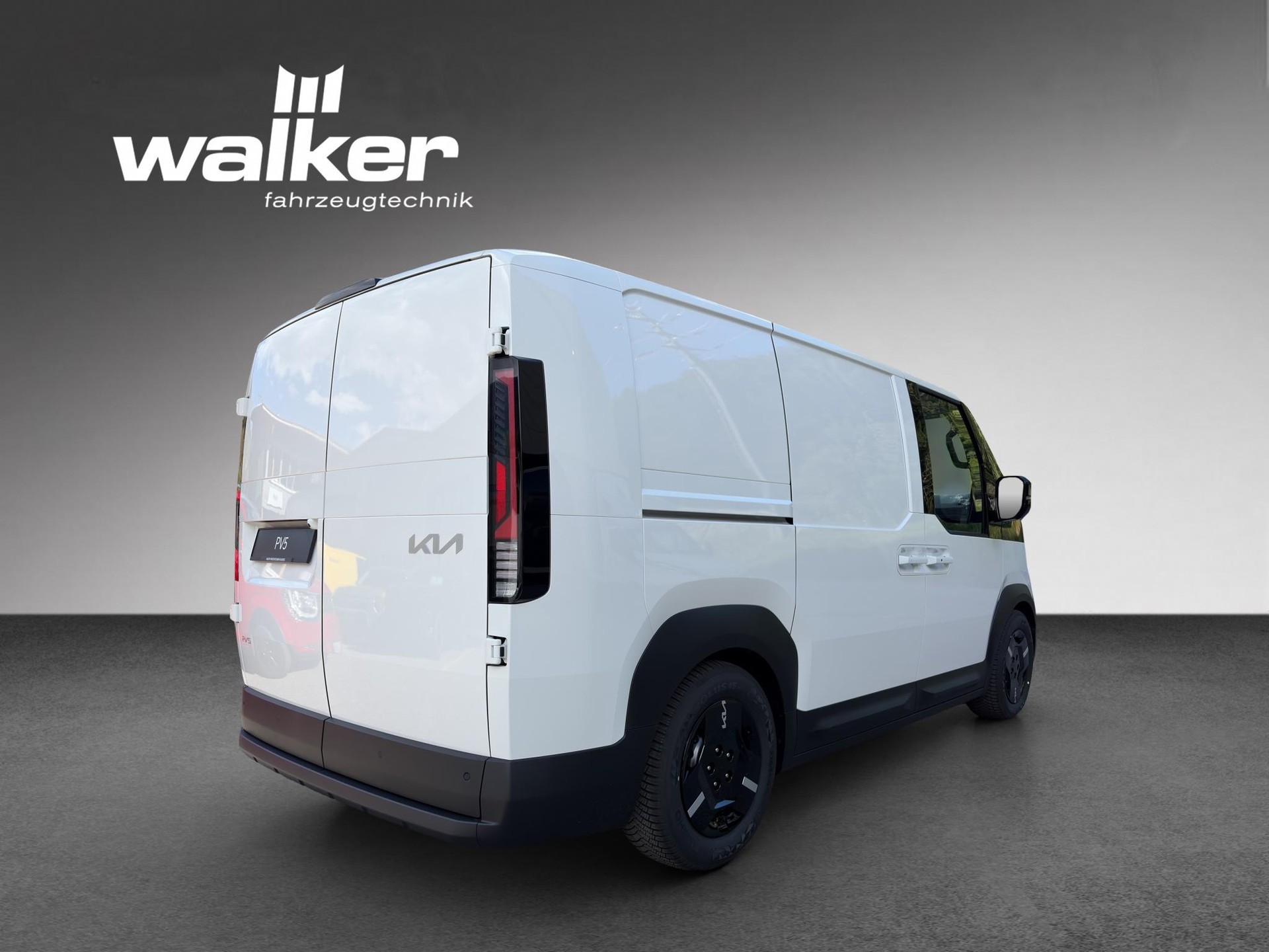 KIA PV5 Cargo 71.2 kWh Plus-image-4