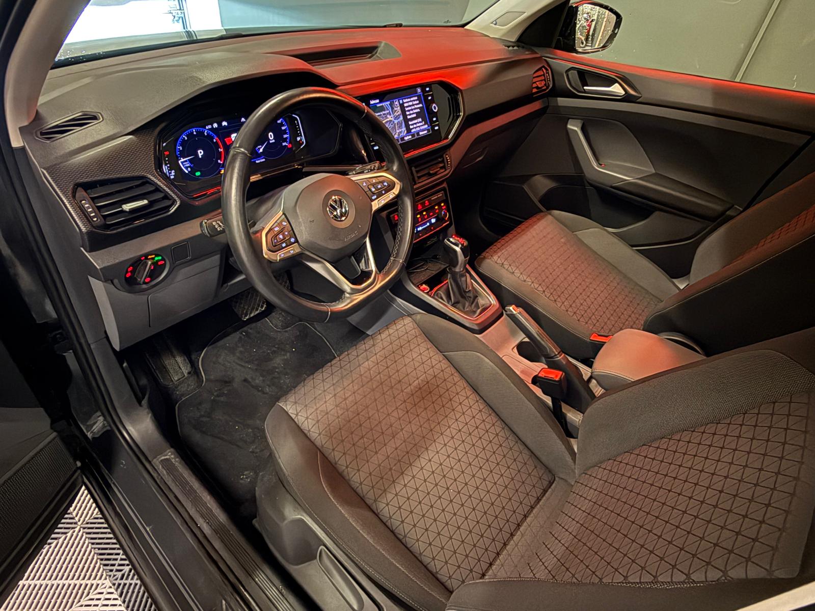 VW T-Cross 1.0 TSI Life DSG-image-1